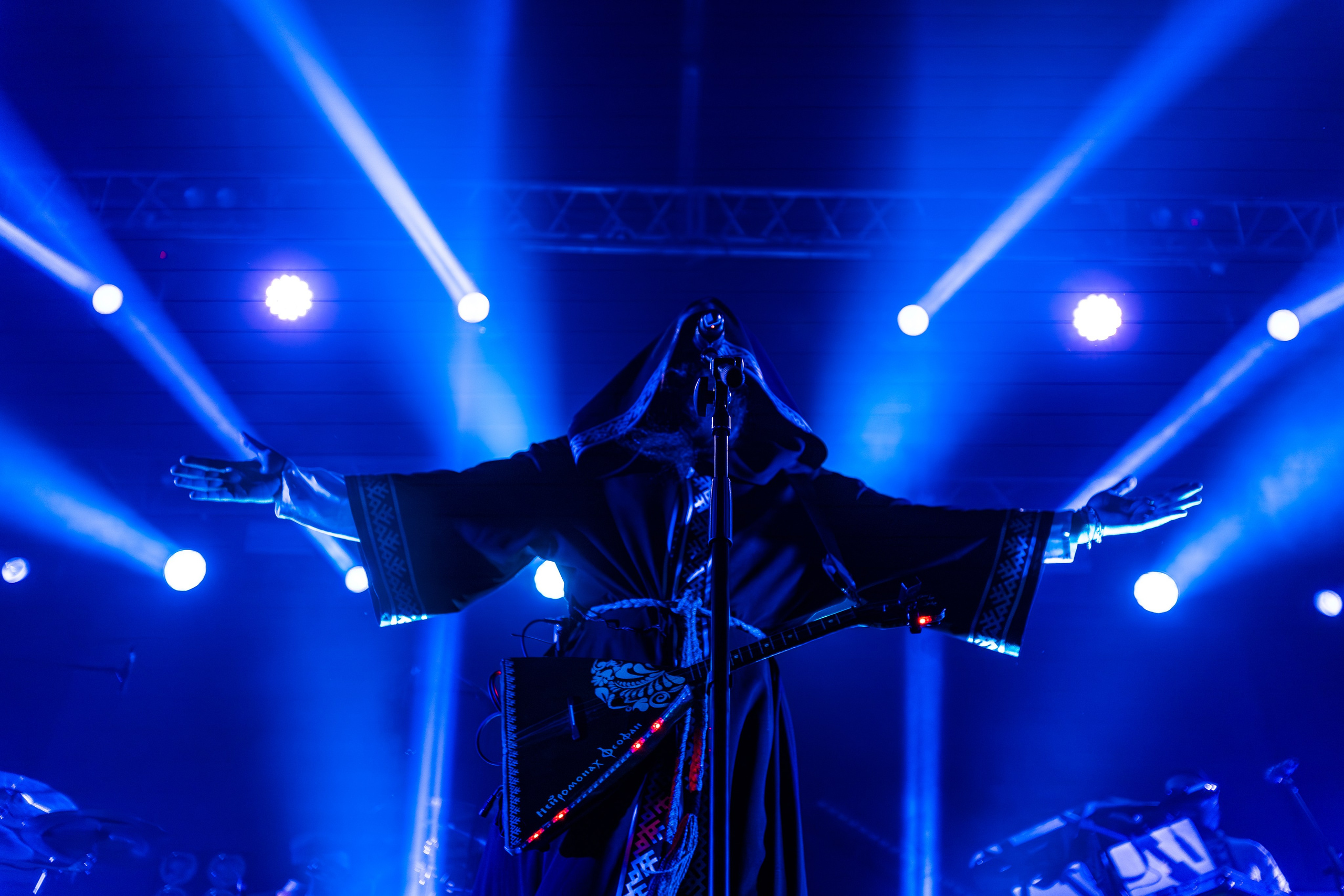 Нейромонах Феофан | 15 лет. Репортажный фотограф Екатеринбург | Яркий, качественный репортаж | Концерты, клубы, репортаж, праздники, корпоративы