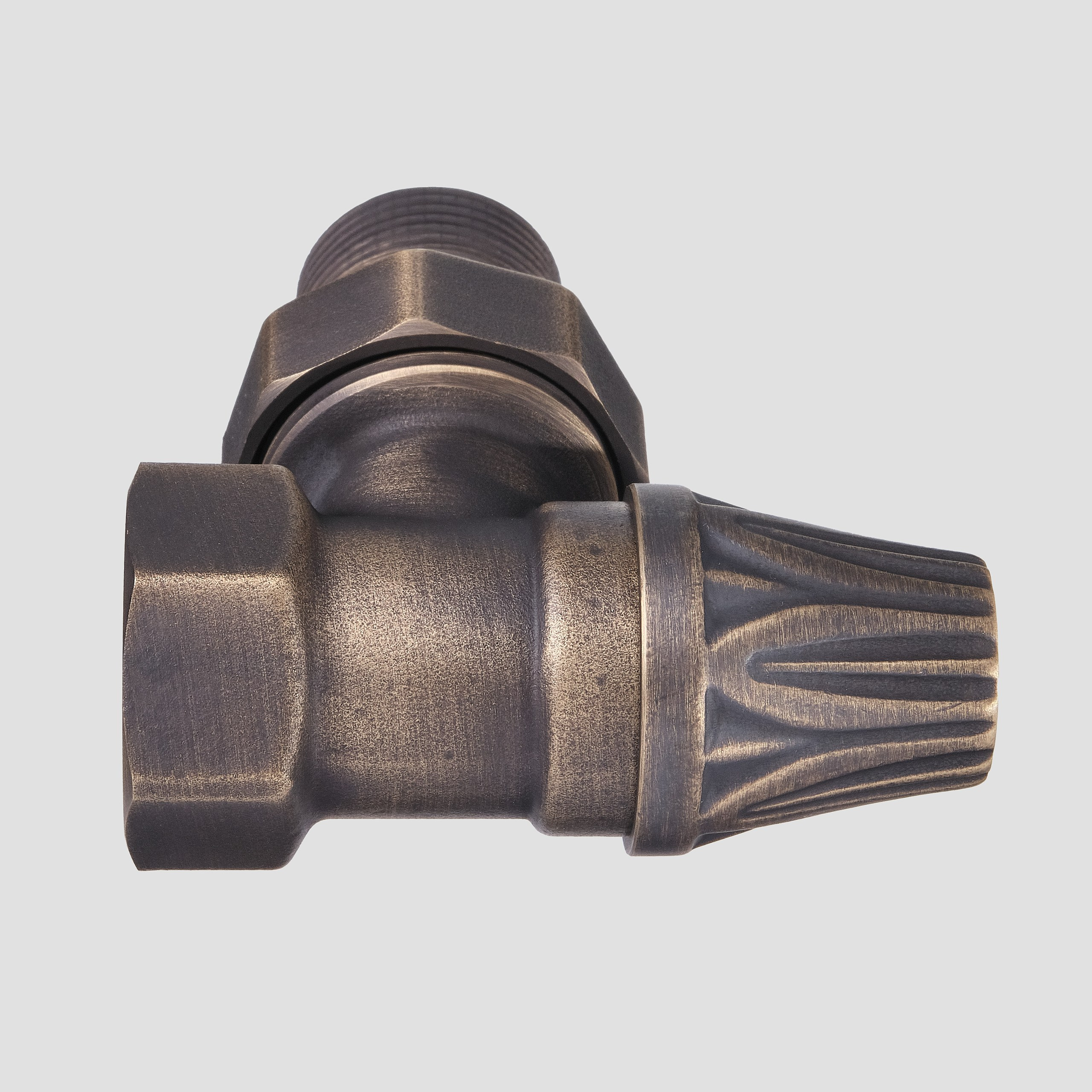 Предметные фотографии вентилей и запорной арматуры