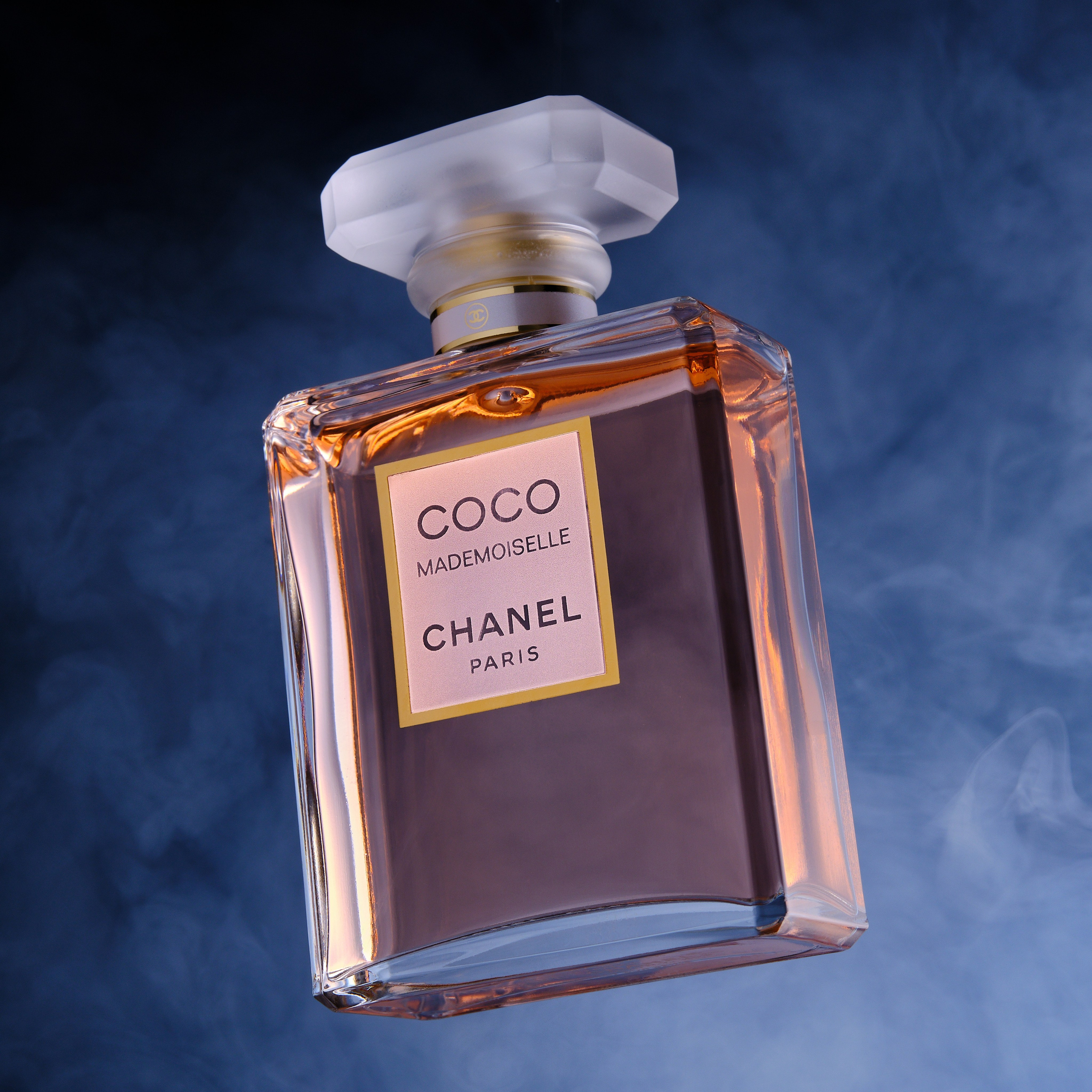 Фото и видео для маркетплейсов, премиум-студия Константина Фадеева