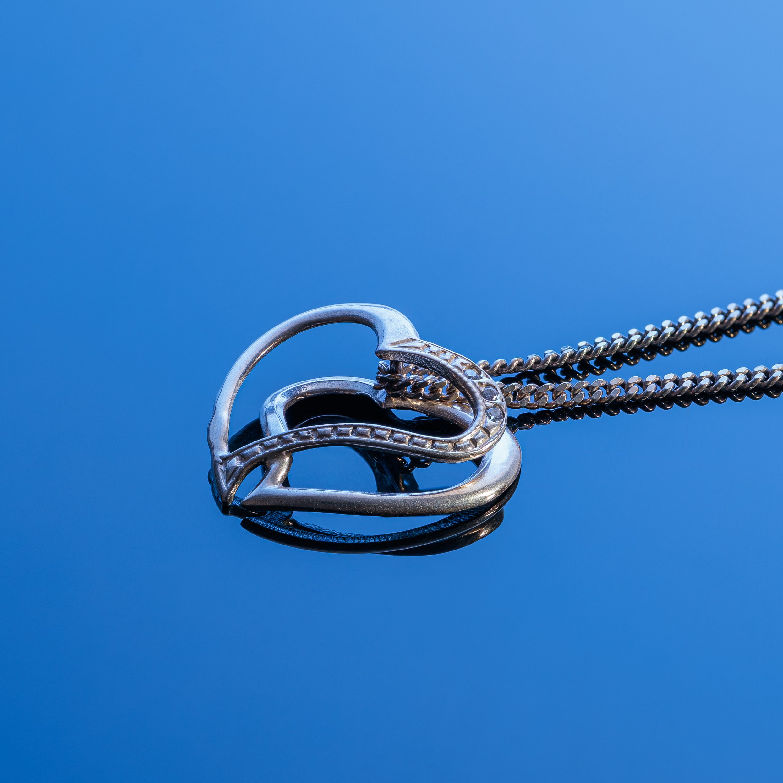 Предметные съёмки ювелирных украшений, бижутерии и аксессуаров