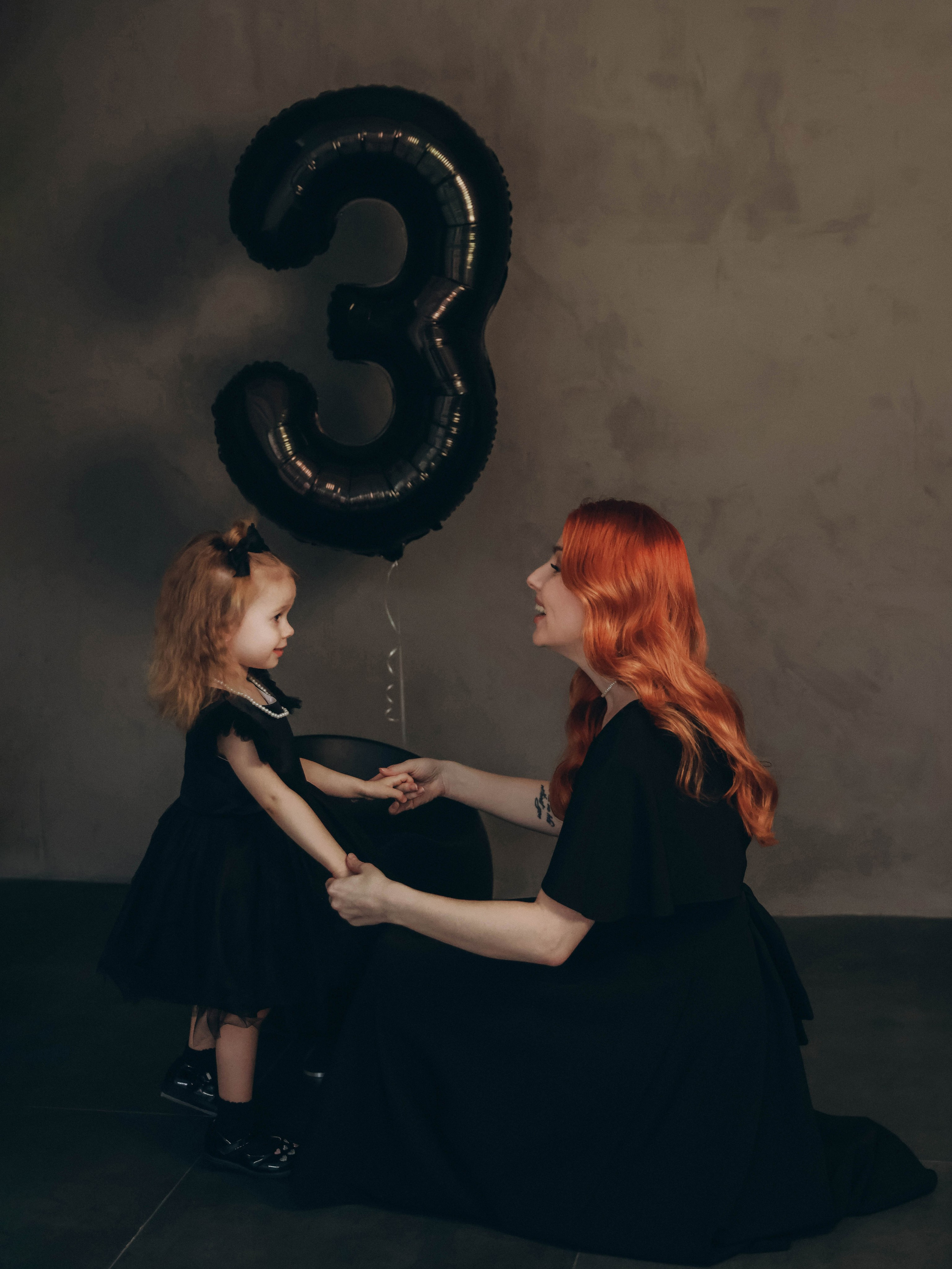 Семейная фотосессия in Black. Мультифотограф Динара Ахмедзянова