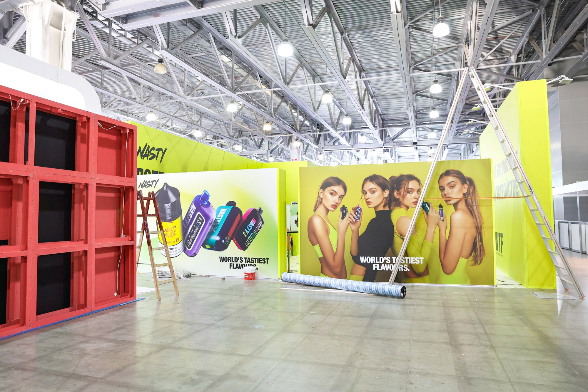 Застройка Vape Club Show. Фотограф Дарья Попова