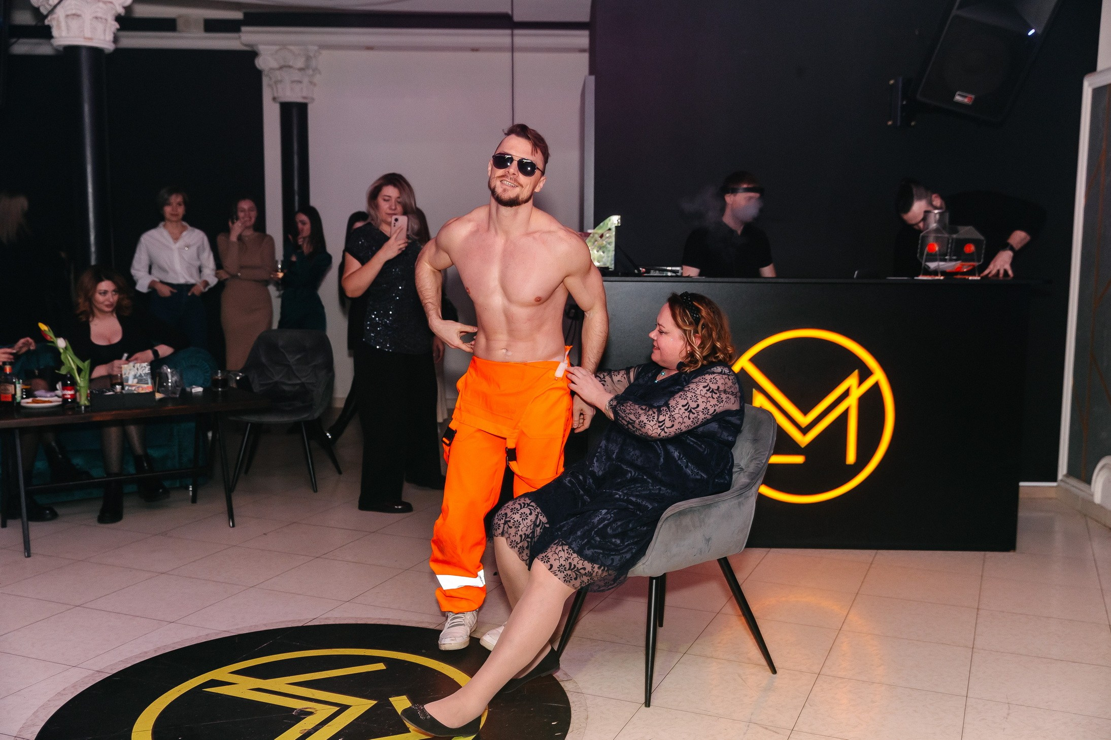 8 марта в лаунж-баре Major 2024. Свадебный, семейный и детский фотограф в Калининграде Елена Кравцова