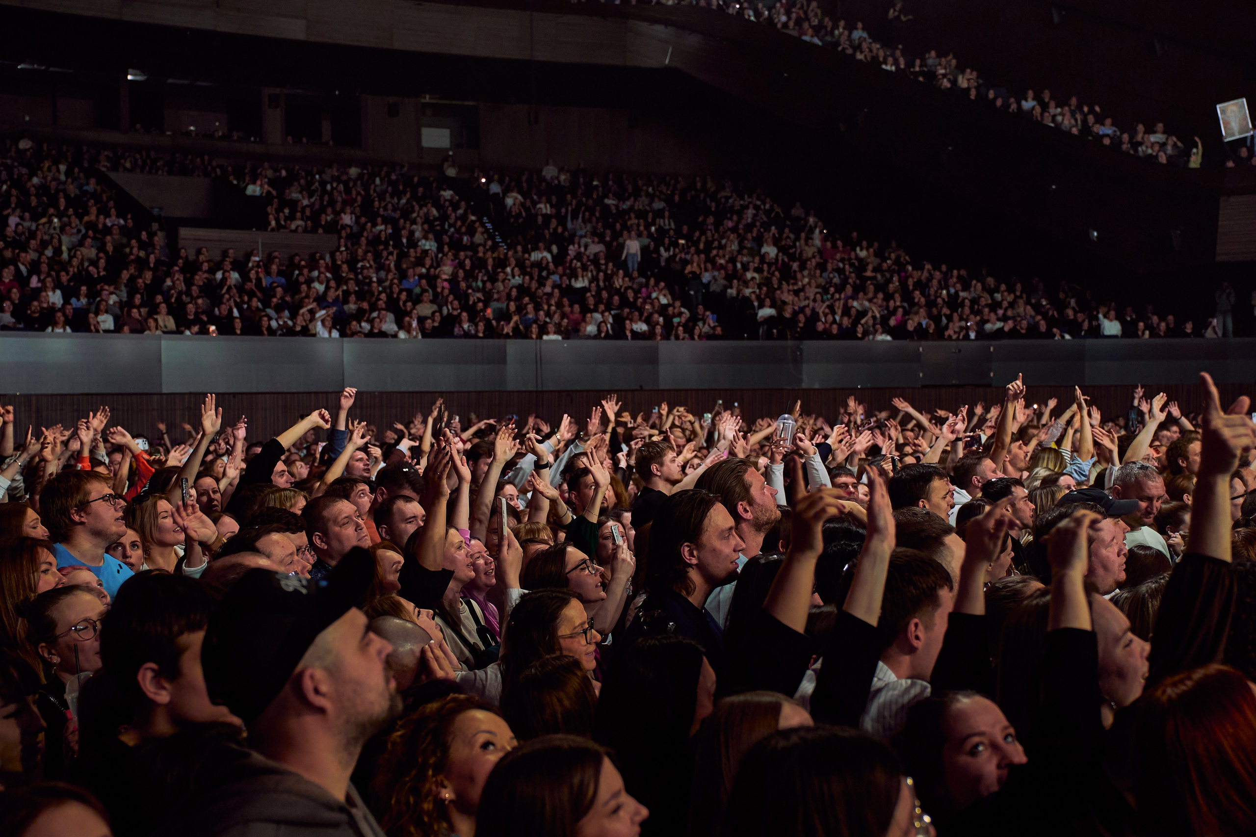 МАКСИМ & TELECLUB. Yekaterinburg, Sochi, Istanbul, Tiflis-Bshari Zaana’da fotoğrafçı