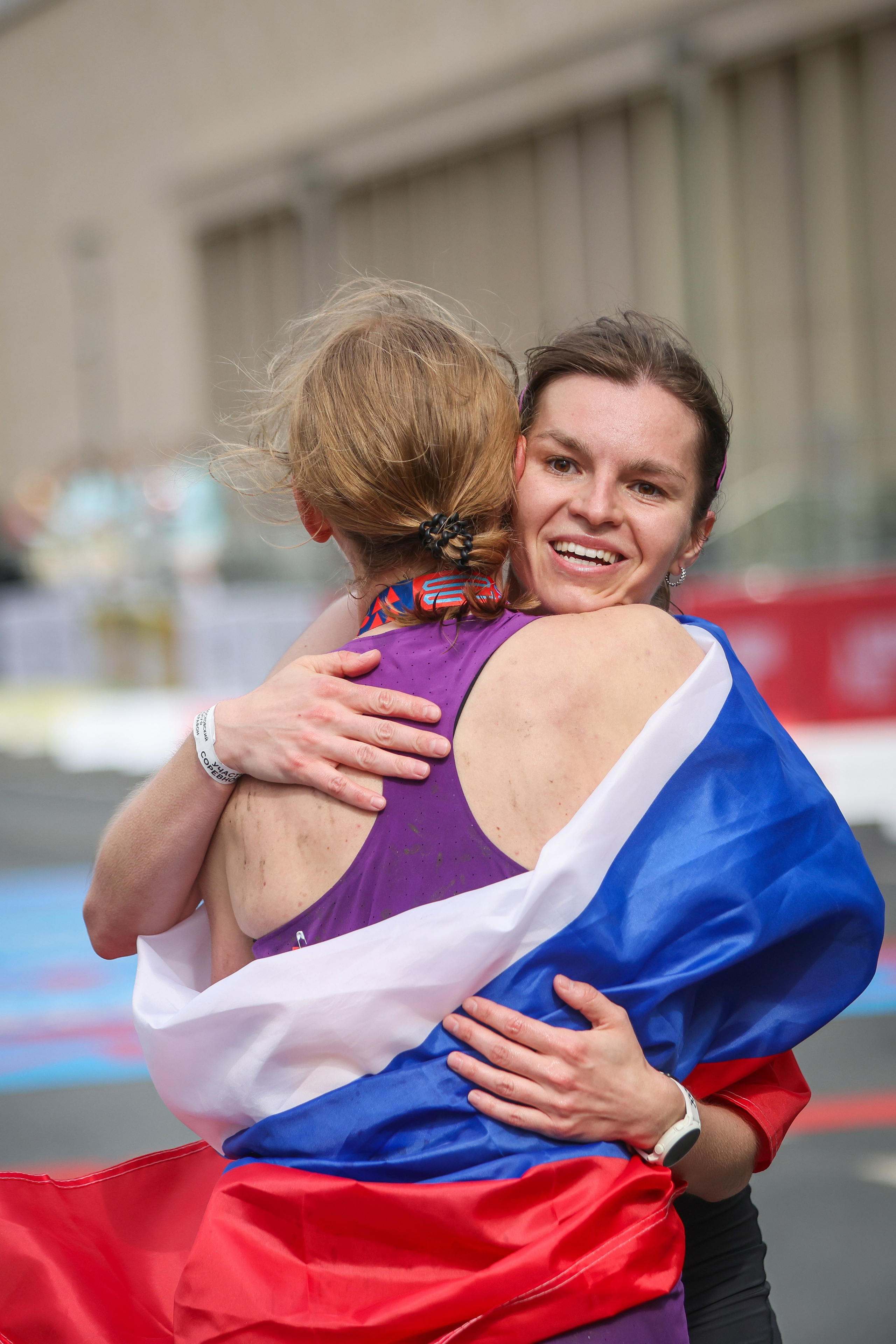 Московский полумарафон 25 и 26.04.26. Фотограф Сергей Ловкий