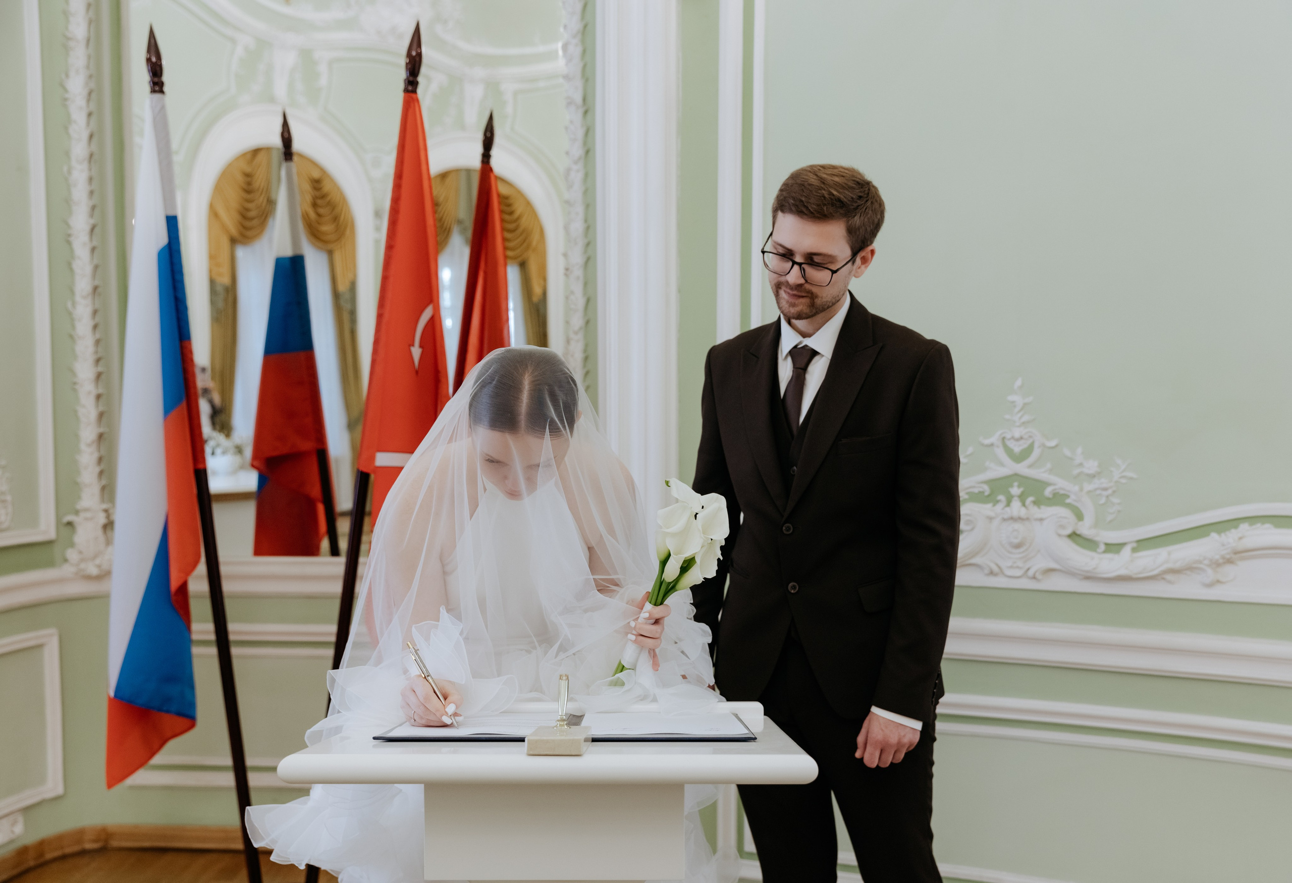 Двери Петроградки. Свадебный и репортажный фотограф в Санкт-Петербурге