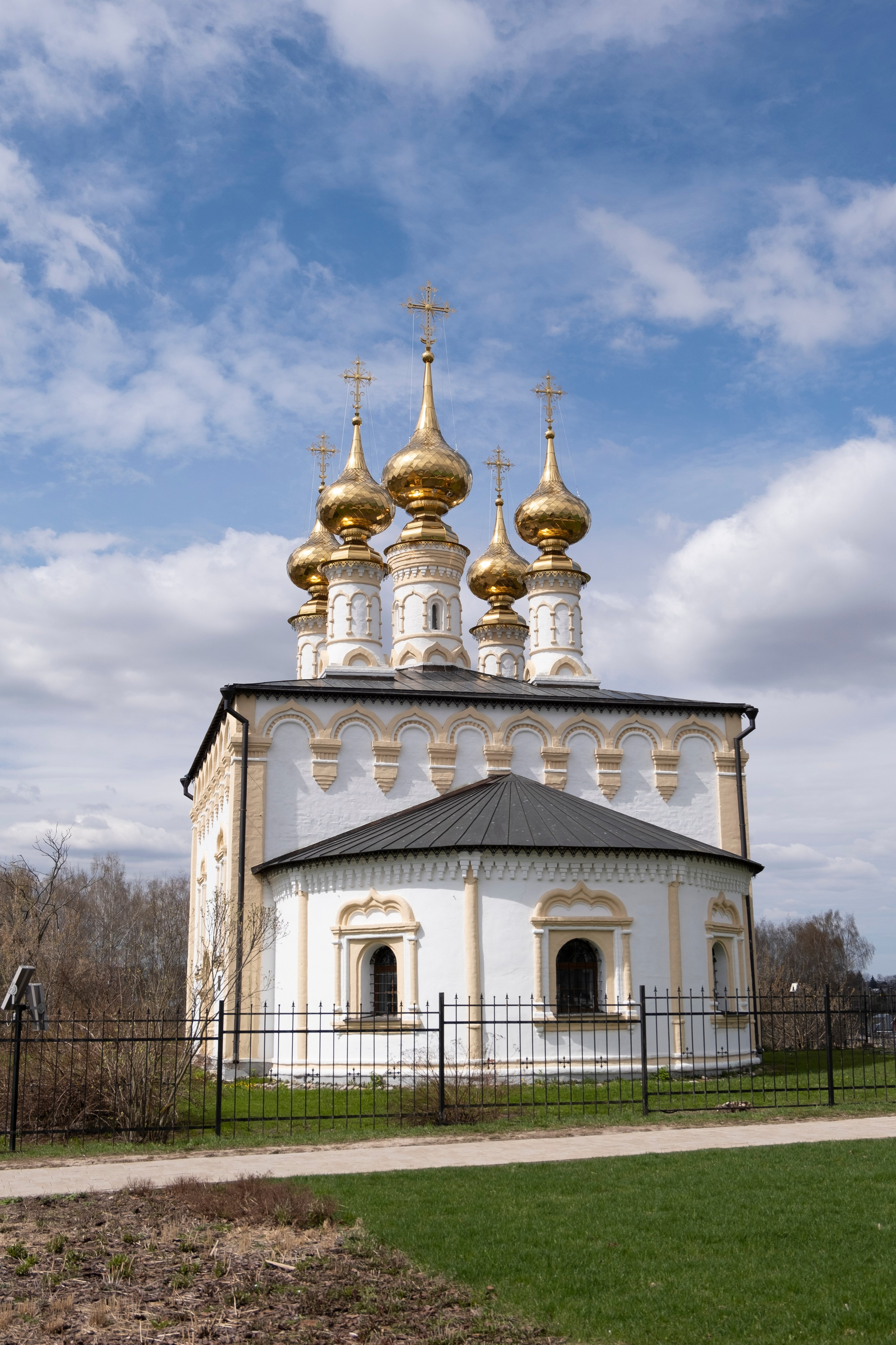 Суздаль. Фотографии города, архитектуры, цветов, макро, кошек. Москва