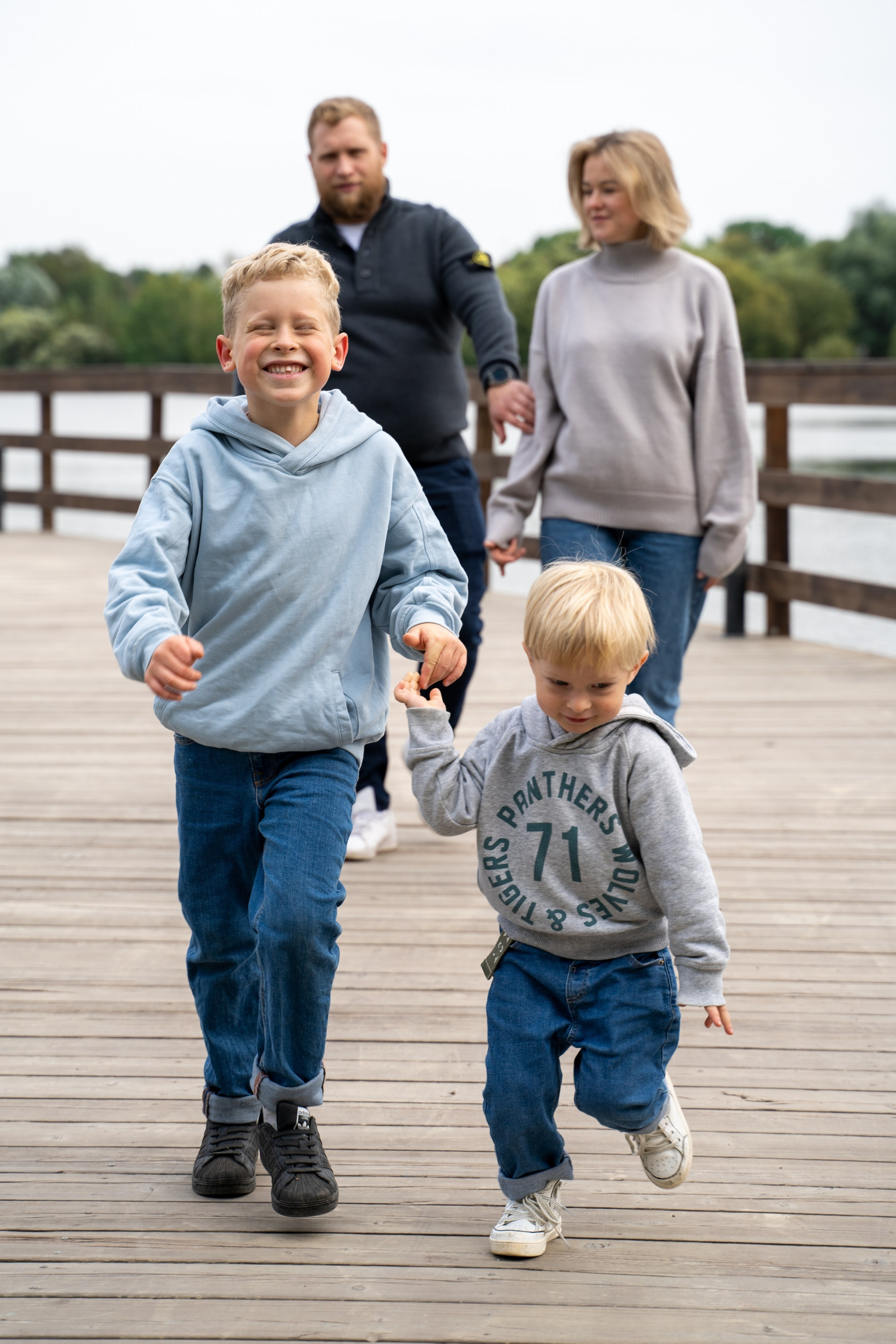 Семейная фотосессия Москва Мещерский парк 