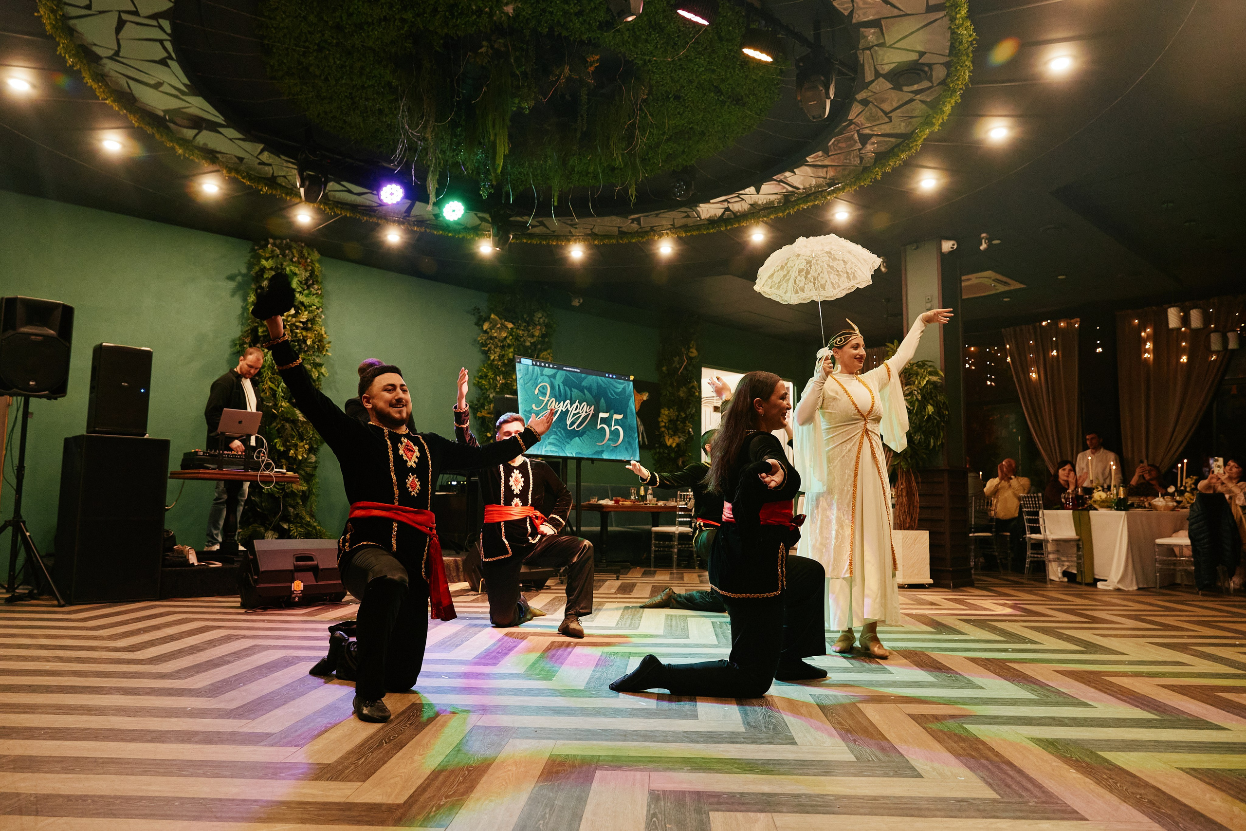 День рождения в Двин Холл 02.05. Свадебный репортажный фотограф краснодар максим дремов дрёмов фотосессия студия цена