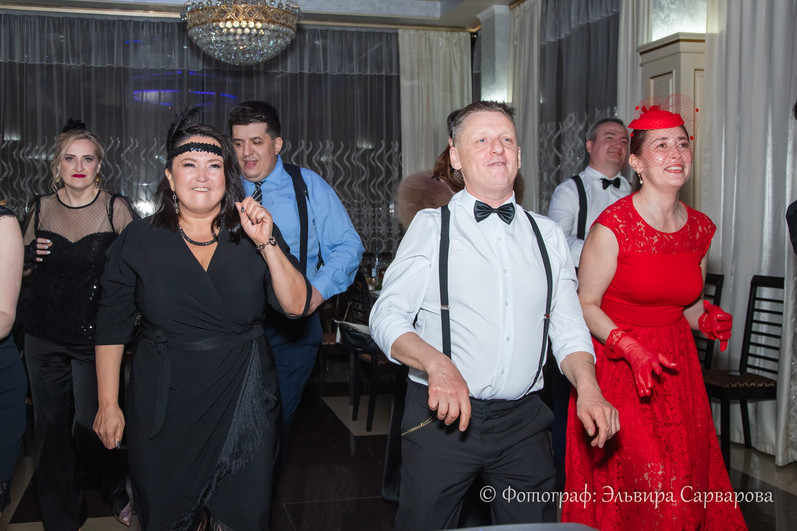 Гангстерская вечеринка в стиле 1920-х. Репортажный Фотограф