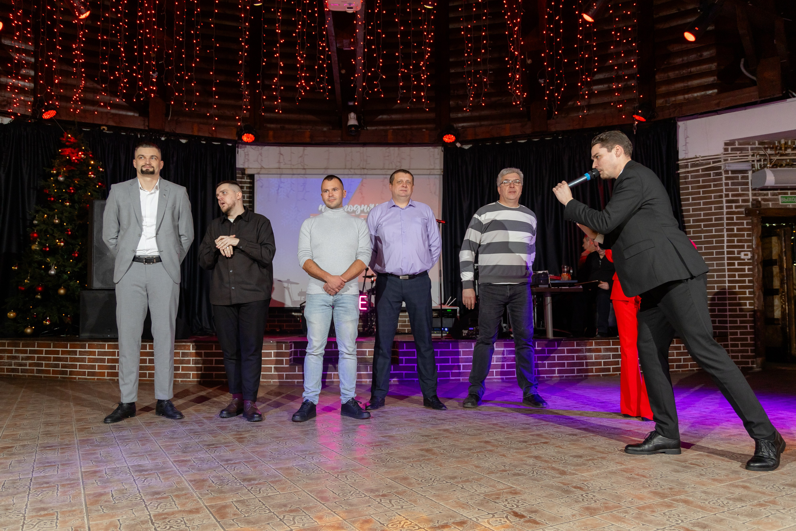Корпоративная новогодняя съемка для логистической компании ИТА. Свадебный фотограф в Минске/Беларуси Сергей Спиридонов