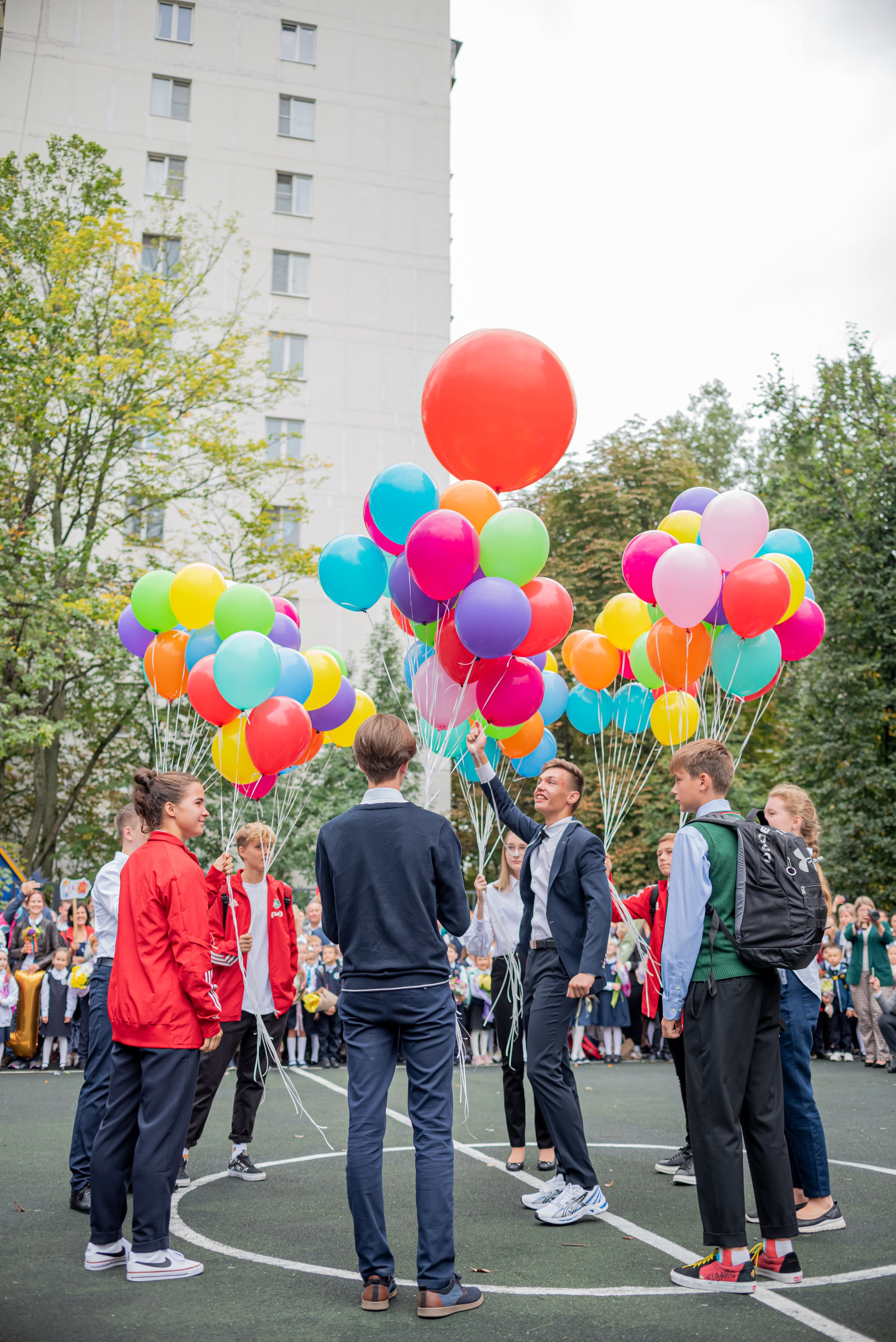 Первый класс, школа 2200, Москва. Свадебный и семейный фотограф Екатерина Пушан. Москва, Балашиха, Железнодорожный, Солнечногорск