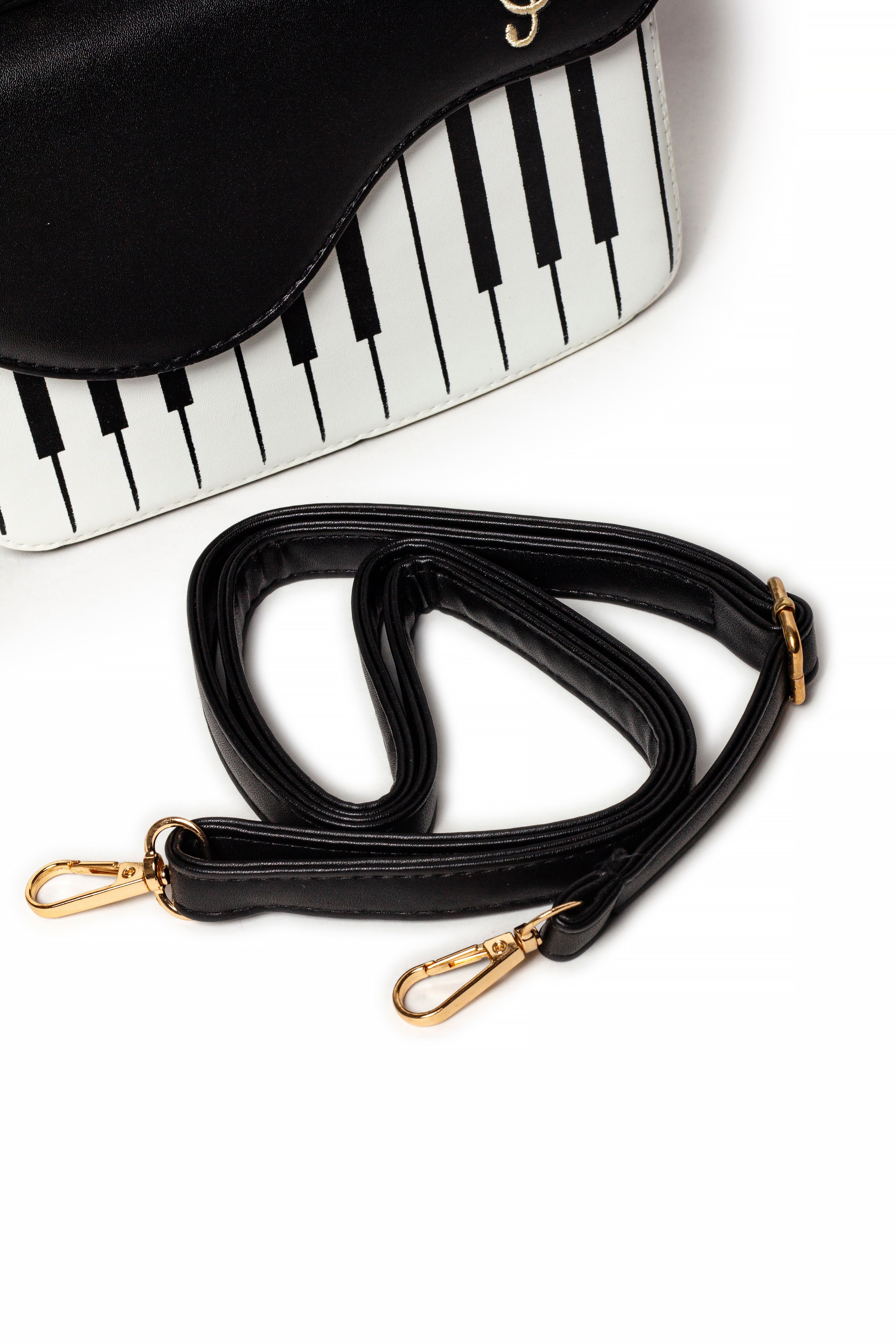 Предметная фотография изделий из кожи. Предметный фотограф в Москве и Московской области