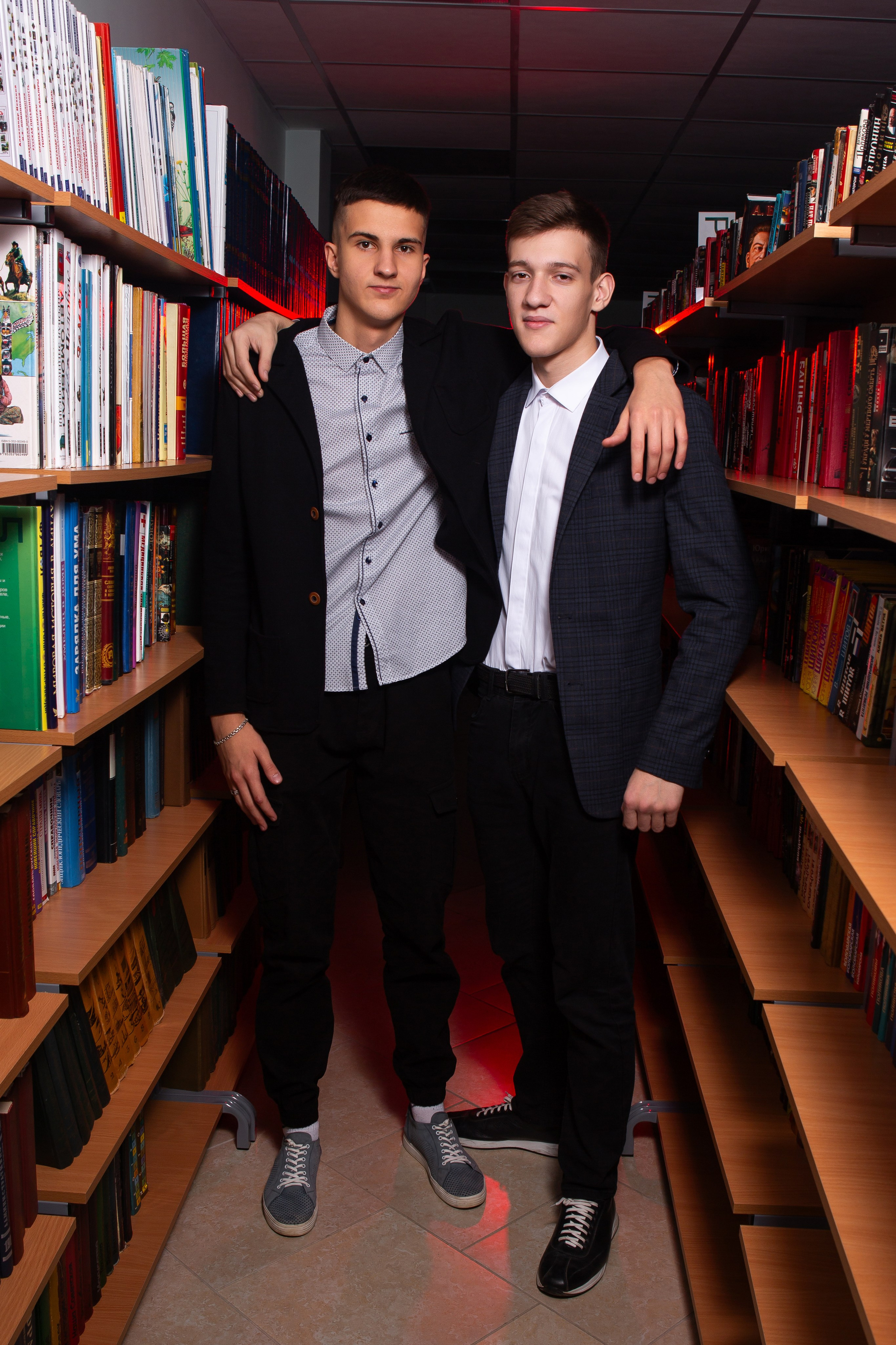 Съемка в библиотеке для 11 класса #1. Профессиональный фотограф в Мценске и Орловской области