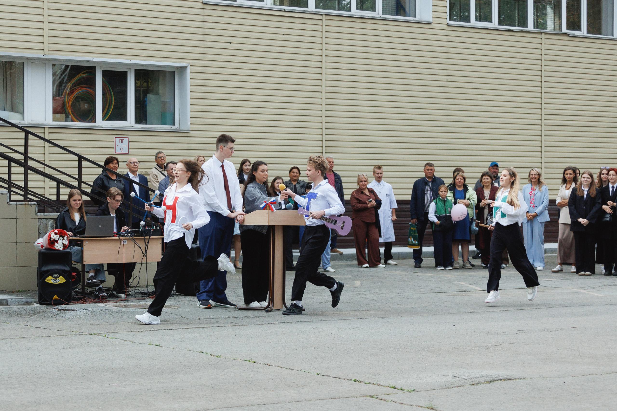 1 сентября лицей № 28. Фотомастерская Воробьевых