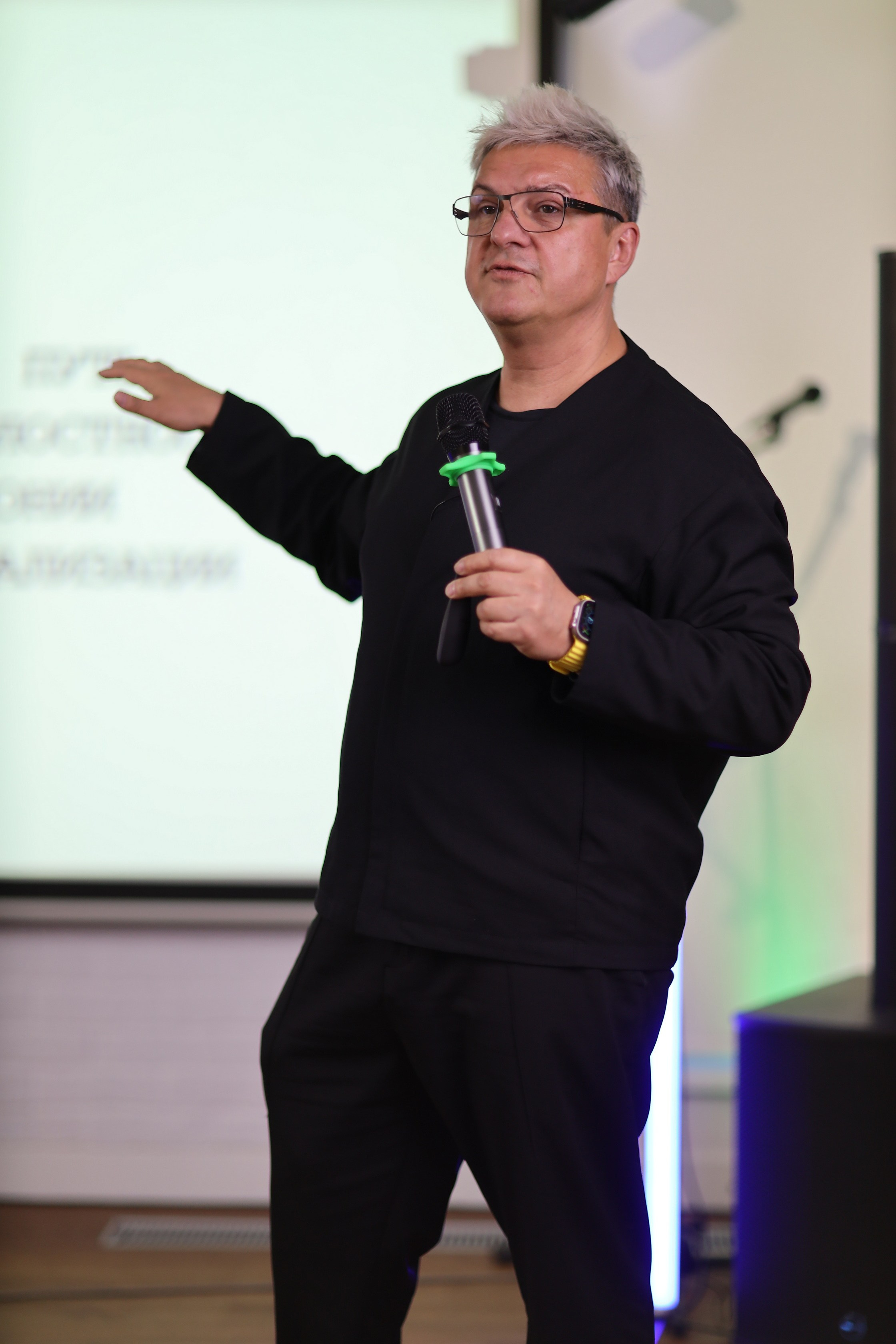 МастерМайнд 1.2. Съемка в студии под ваш запрос, студийные съемки, фотографии архитектурных объектов — Александр Евстигнеев — фотограф Москва