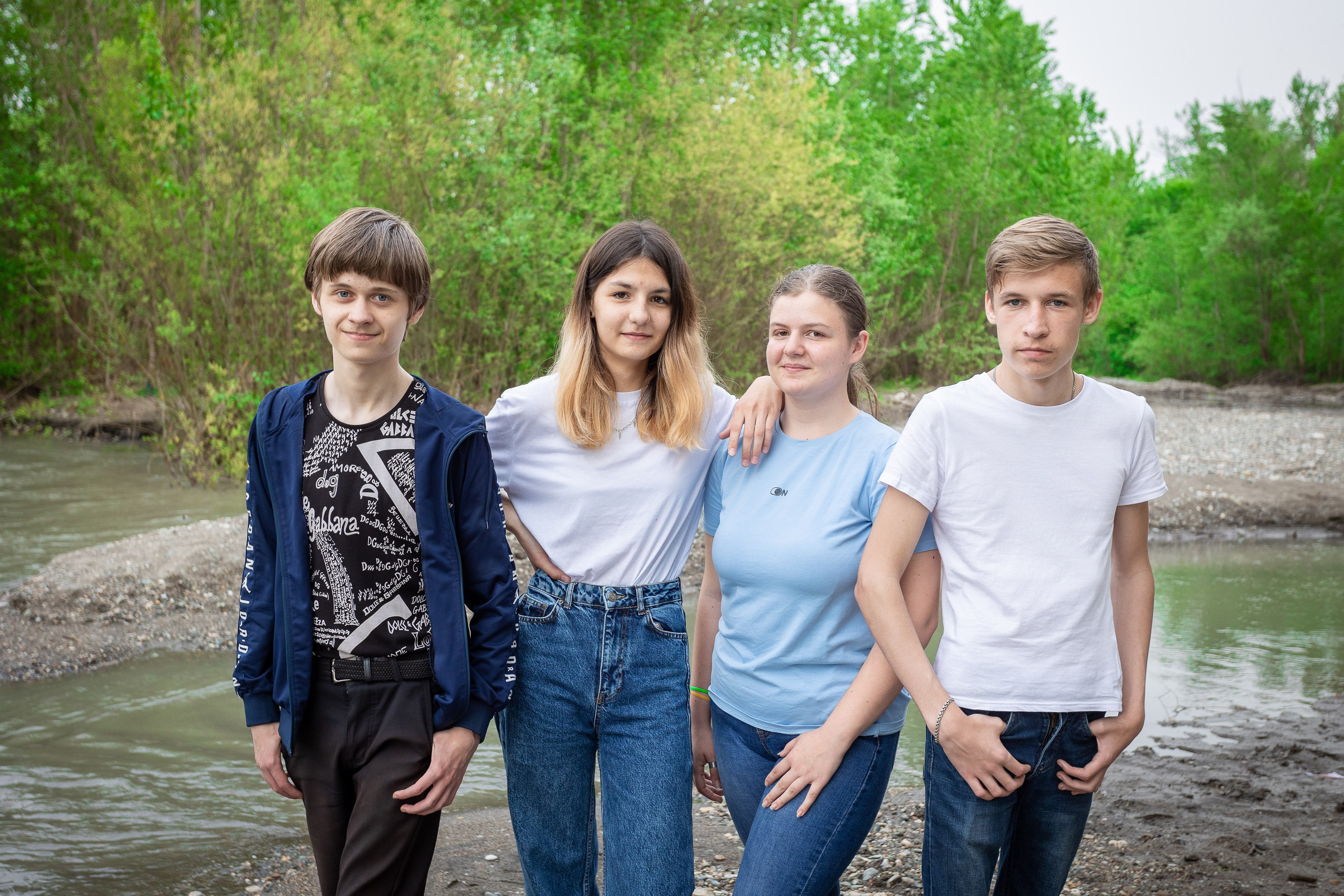 Уличная фотосессия на выпускной альбом. Выпускные альбомы Майкоп, Краснодар Елена Золотарева