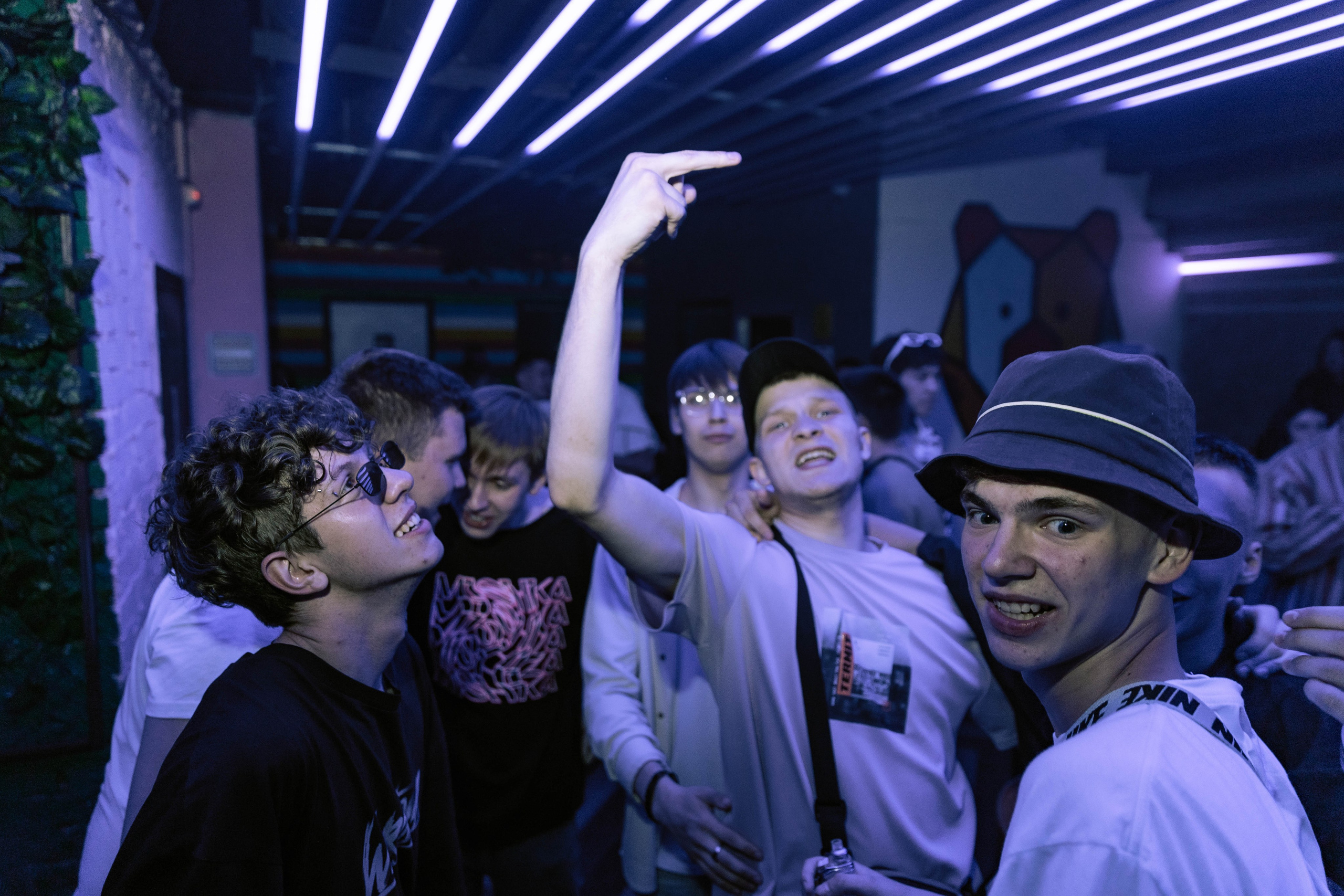 Mishka-bar 2. _Carpe diem_