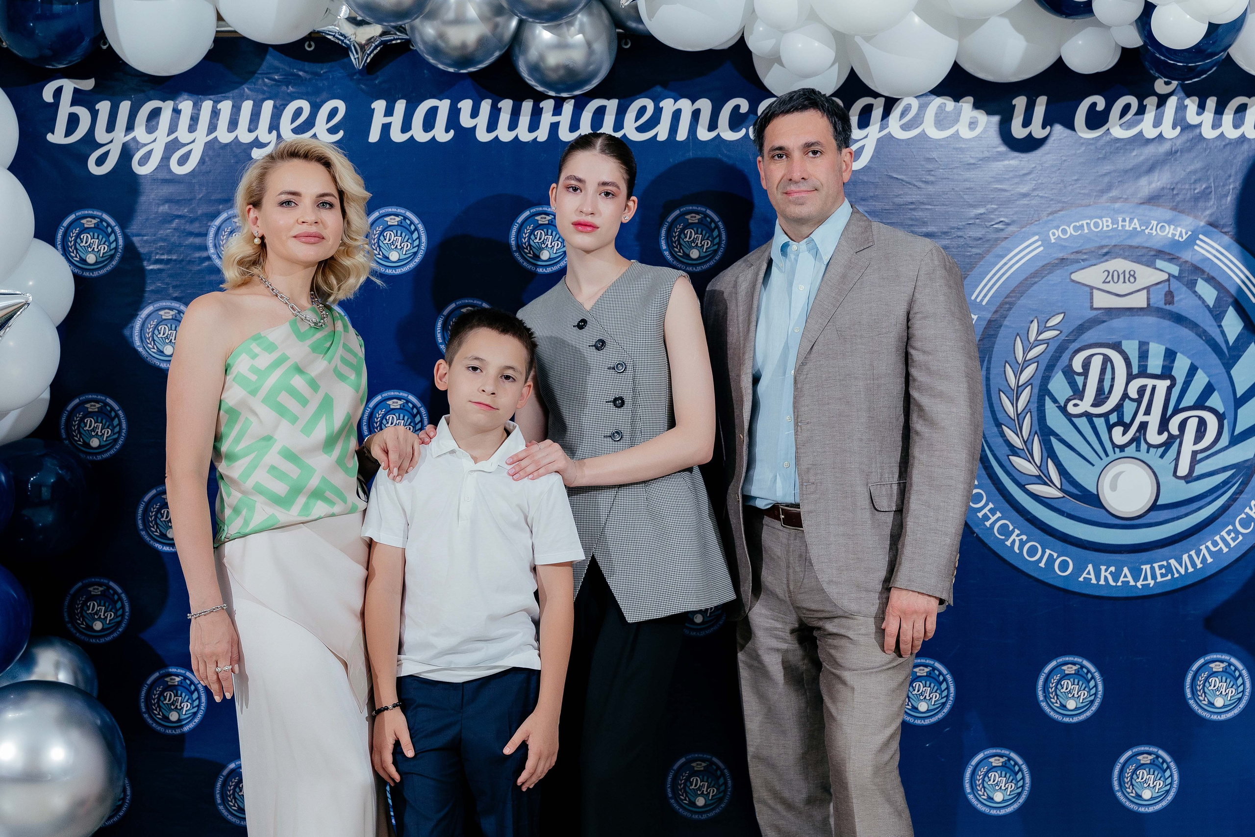 Школьный выпускной. Красильников Евгений — профессиональный фотограф в Ростове-на-Дону