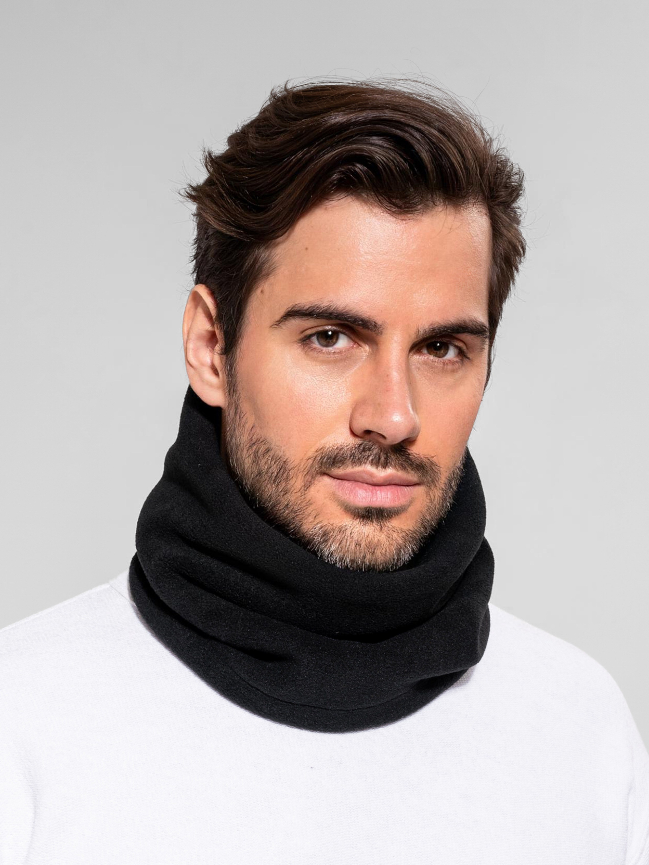 Сборные съемки для маркетплейсов с моделью мужчиной