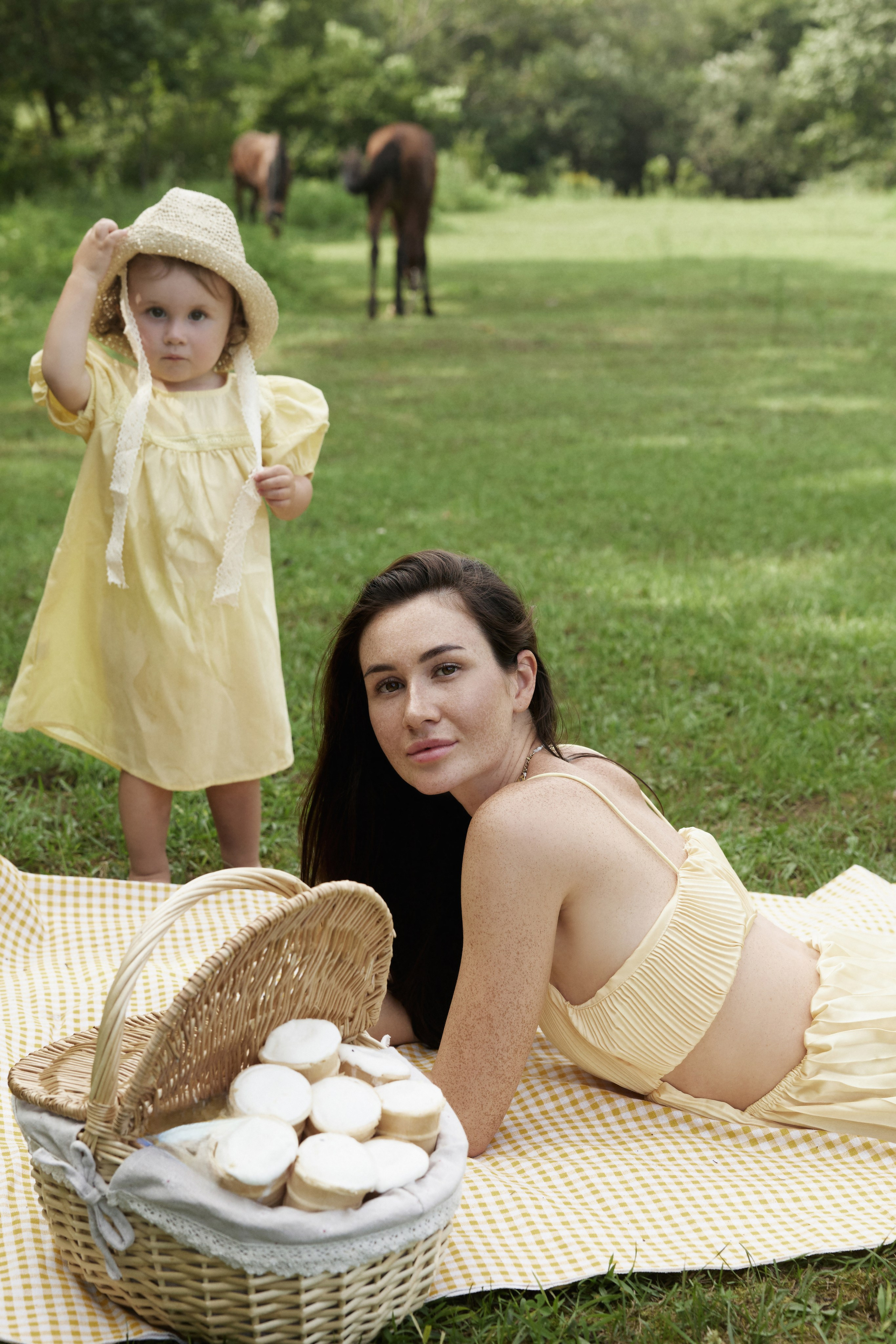 Семейная история с мороженным. Семейный фотограф и фотограф беременности во Владивостоке