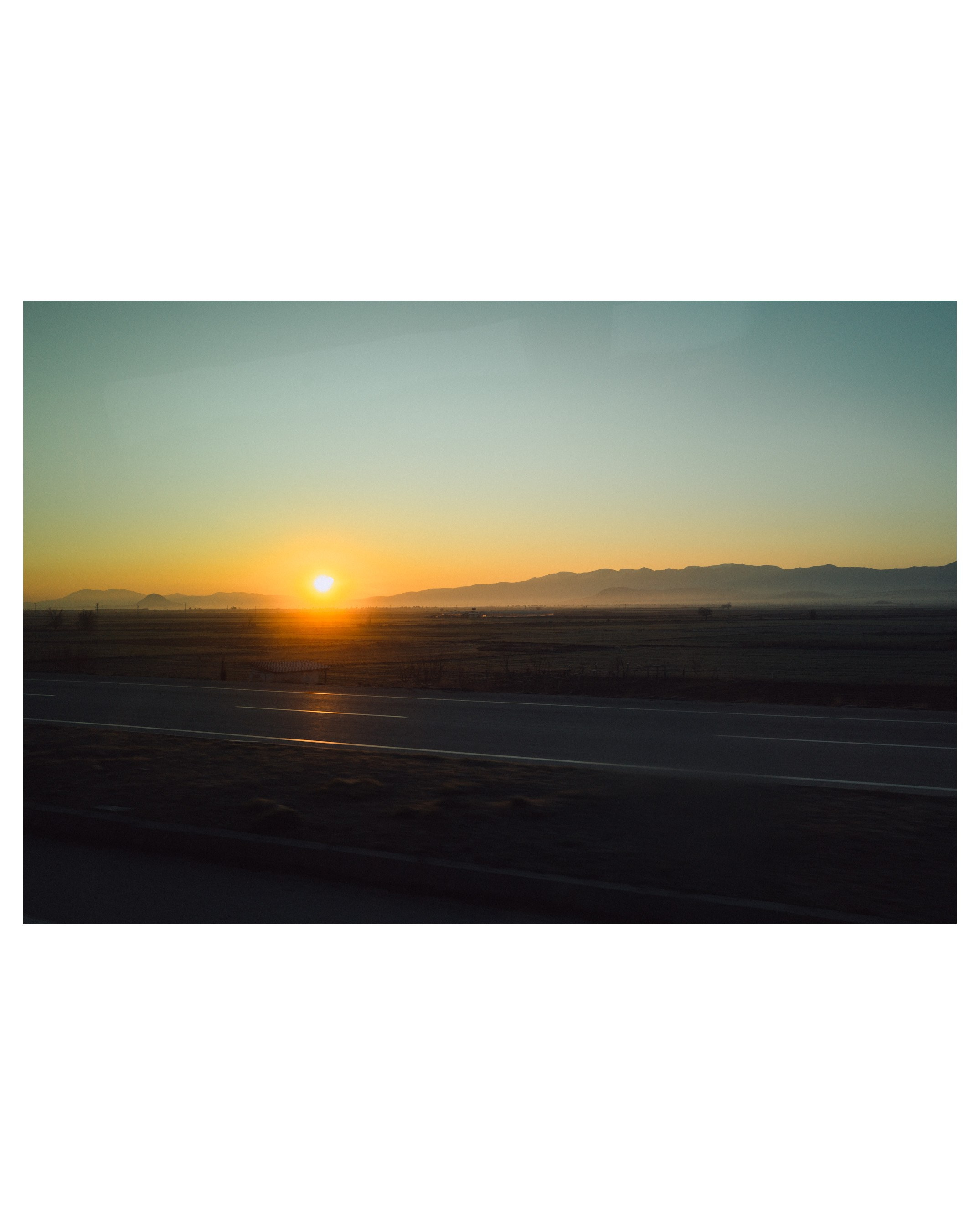 Street. Если ты на Земле — звони