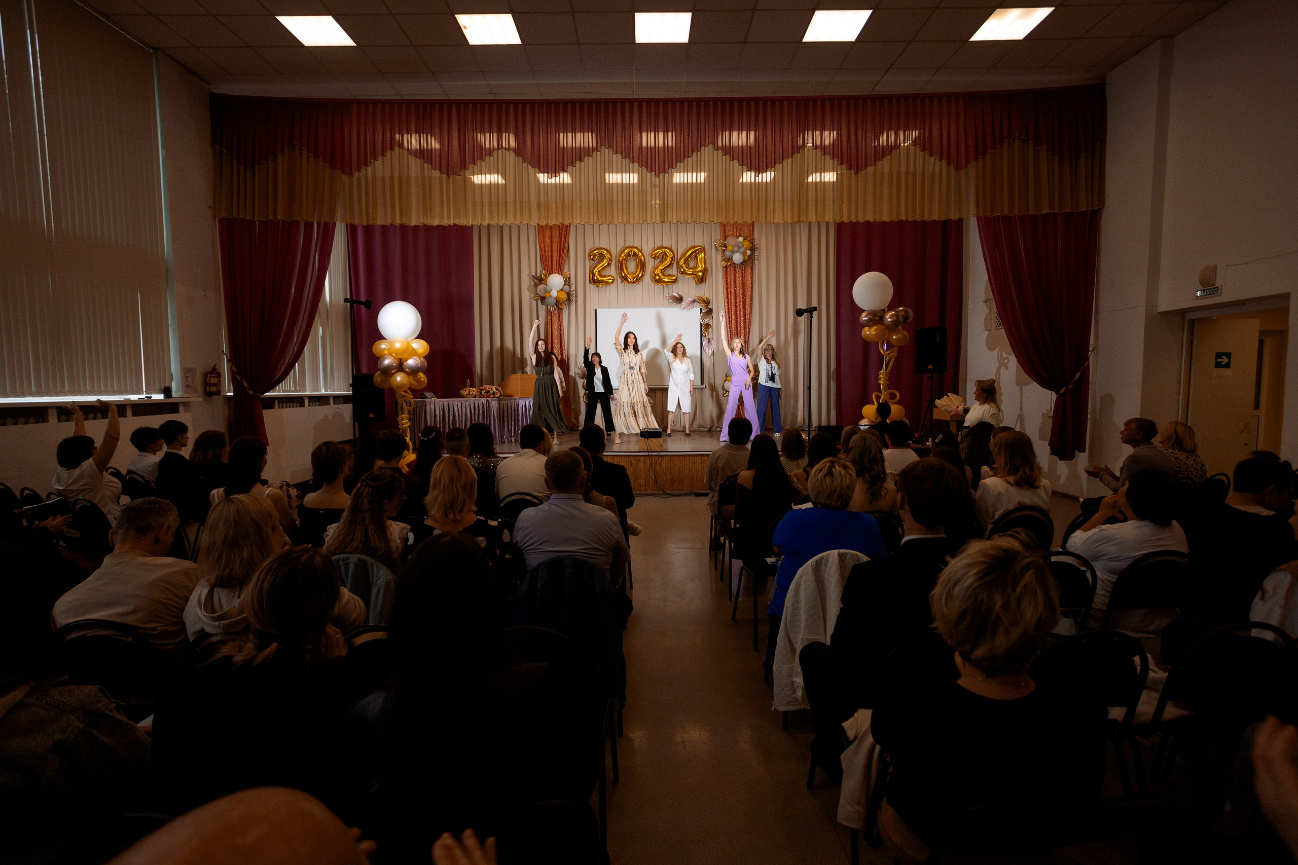 ВРУЧЕНИЕ АТТЕСТАТОВ: Пример. Все фото. Профессиональный фотограф в Ижевске Леша Петров