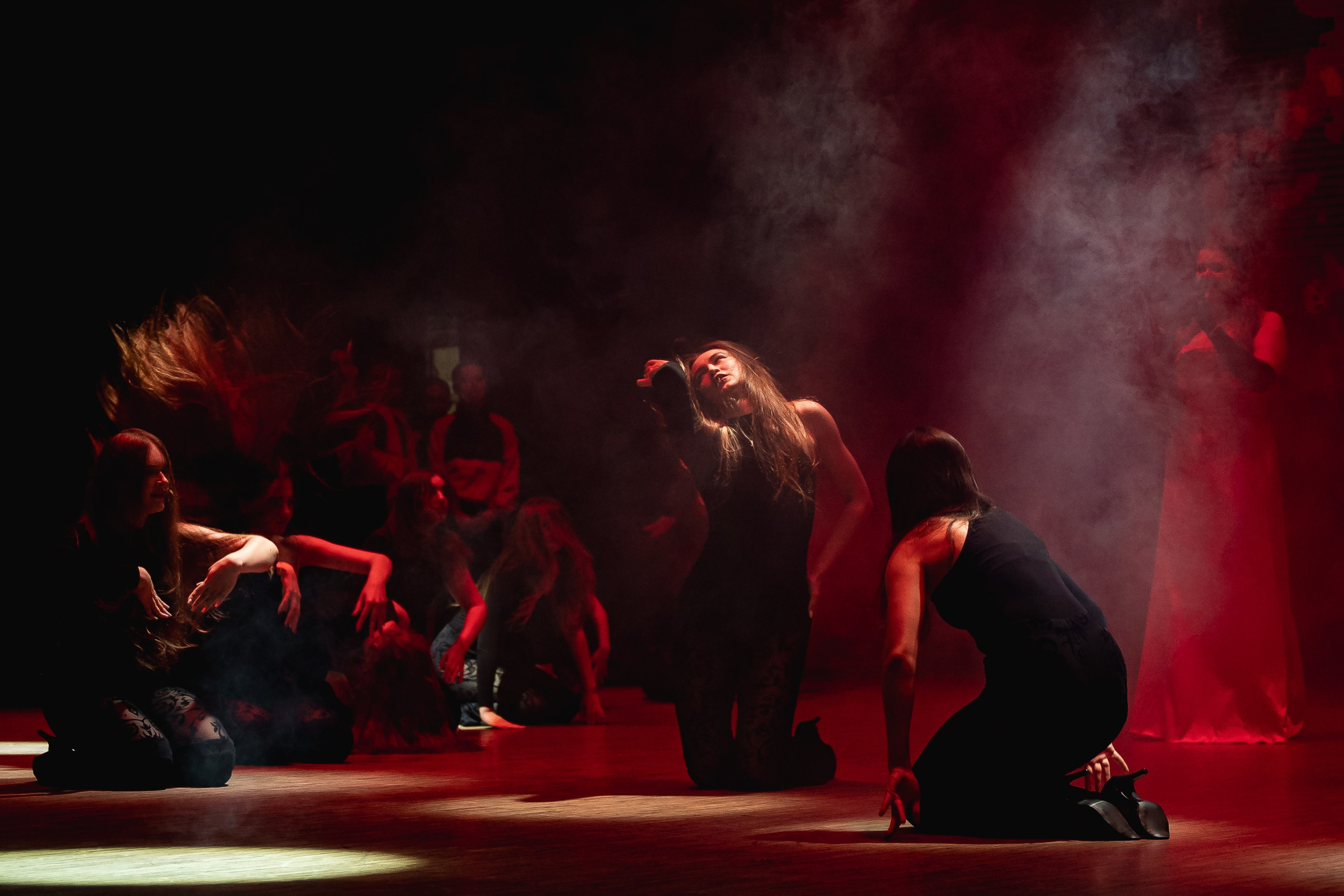 Отчётный концерт танцевально-спортивного клуба «PULSE». Портретный и репортажный фотограф в Воронеже: Анастасия Пузикова