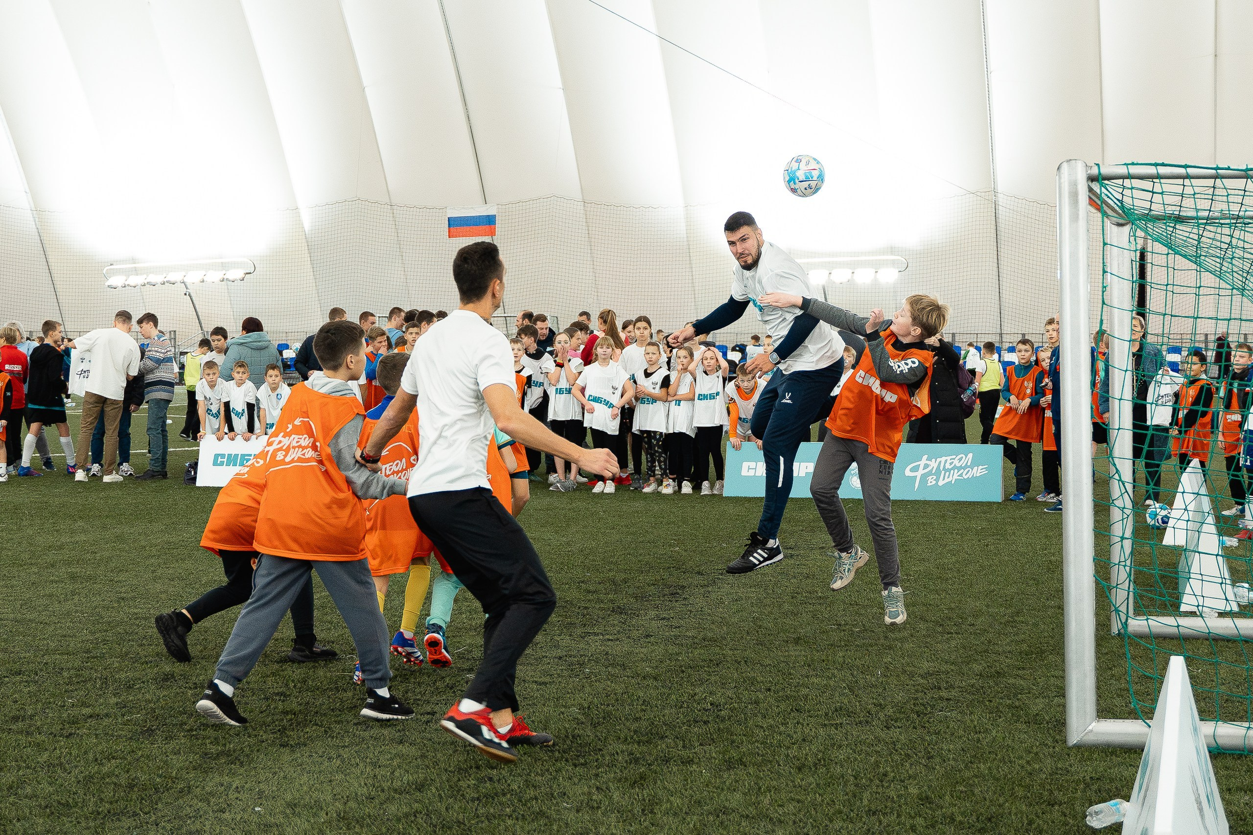 Фестиваль «СИБУР. Урок футбола» в рамках проекта Российского футбольного союза «Футбол в школе». Портретный и репортажный фотограф в Воронеже: Анастасия Пузикова