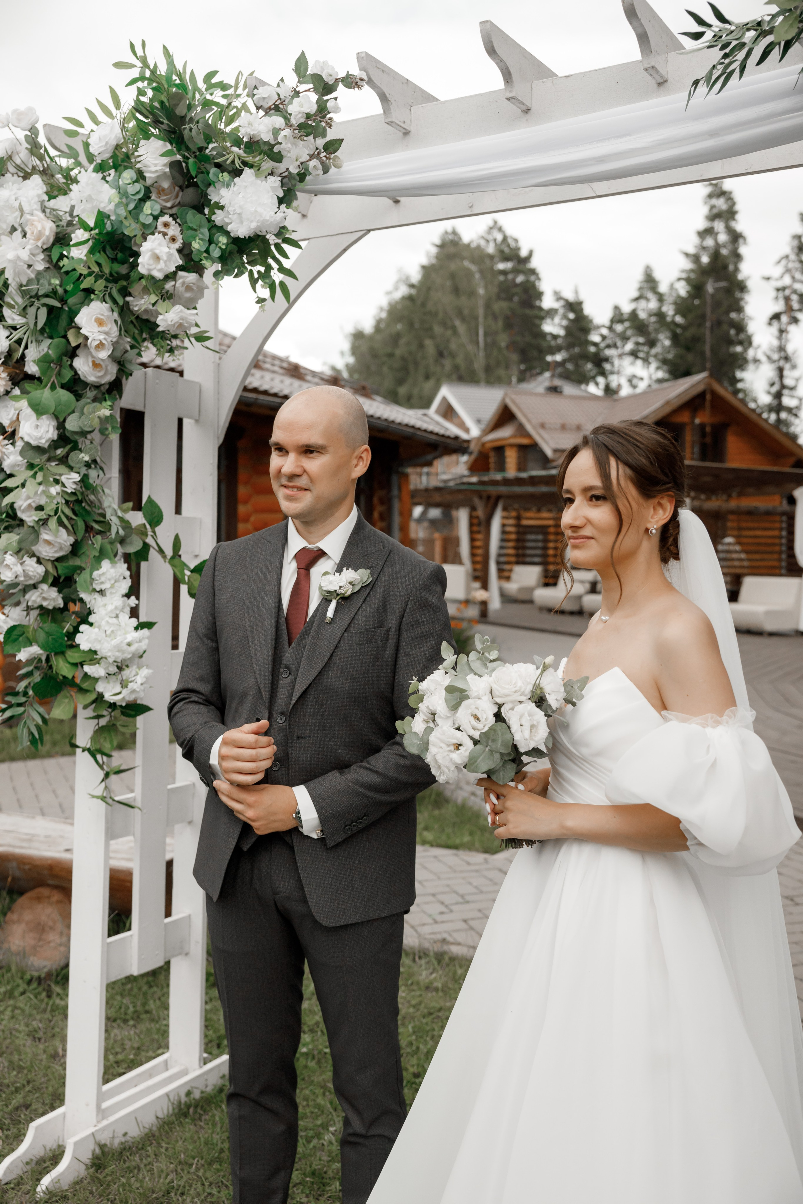 Полина и Дмитрий, загородный клуб «Барин», ЗАГС в г. Пушкино. Свадебный и репортажный фотограф (Москва, Королев и другие)