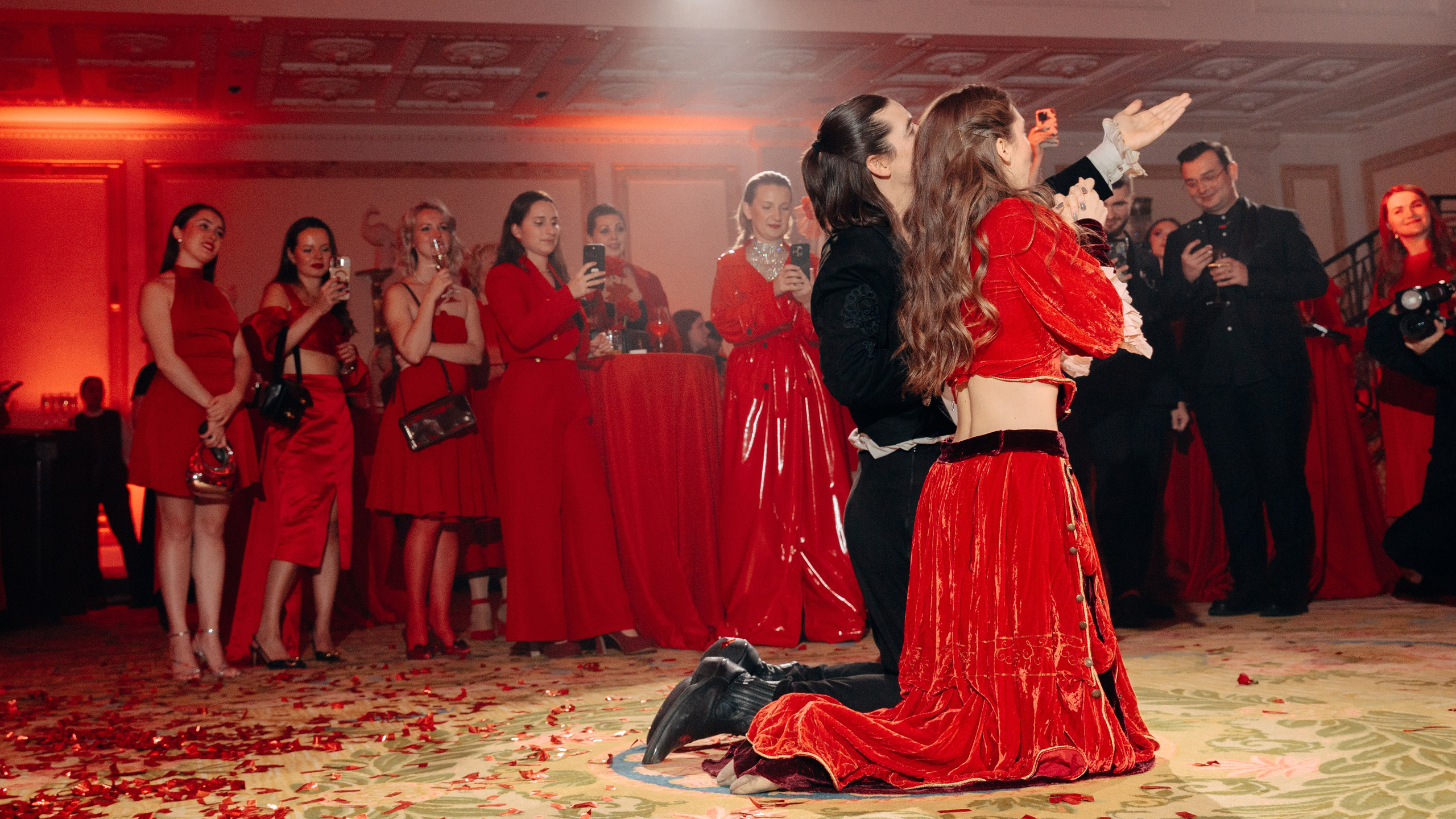Red ball. Свадебный фотограф в Санкт-Петербурге и Москве Андрей Чернов