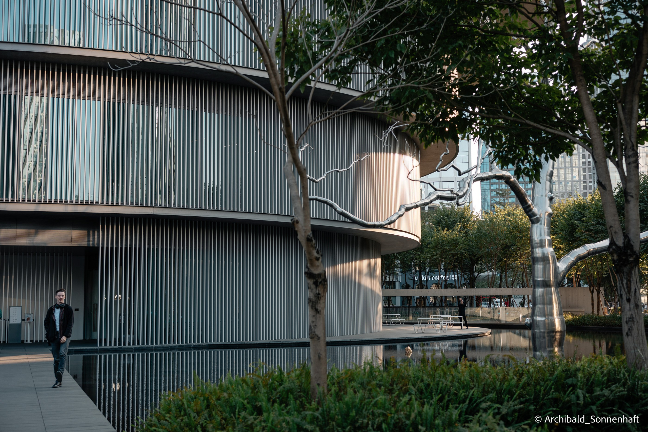 He Art Museum in GZ. Photographer in Guangzhou, China. Archibald Sonnenhaft