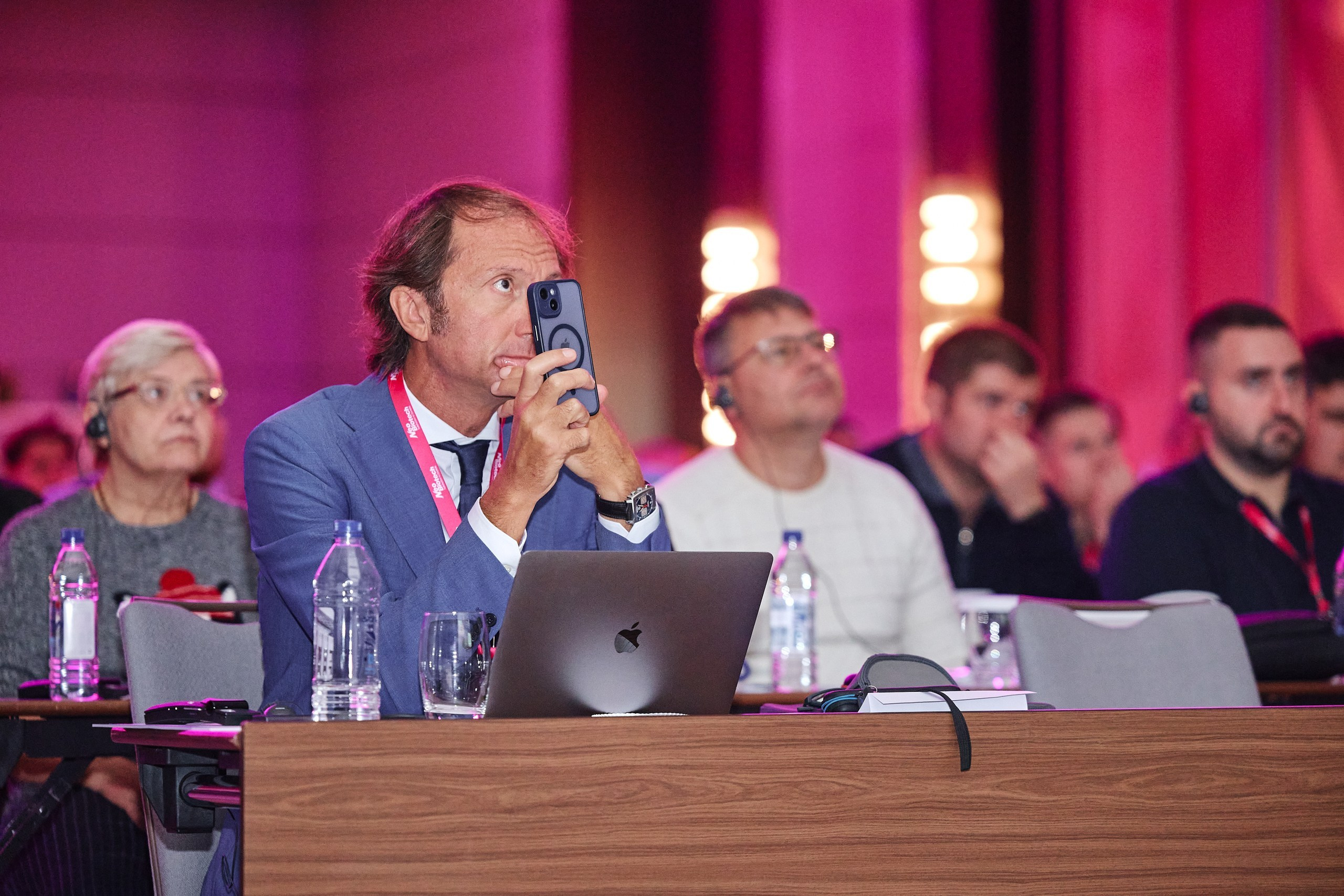 Конгресс имплантологов Neo Biotech 2025. Антон Артюшин, портретный фотограф. Москва