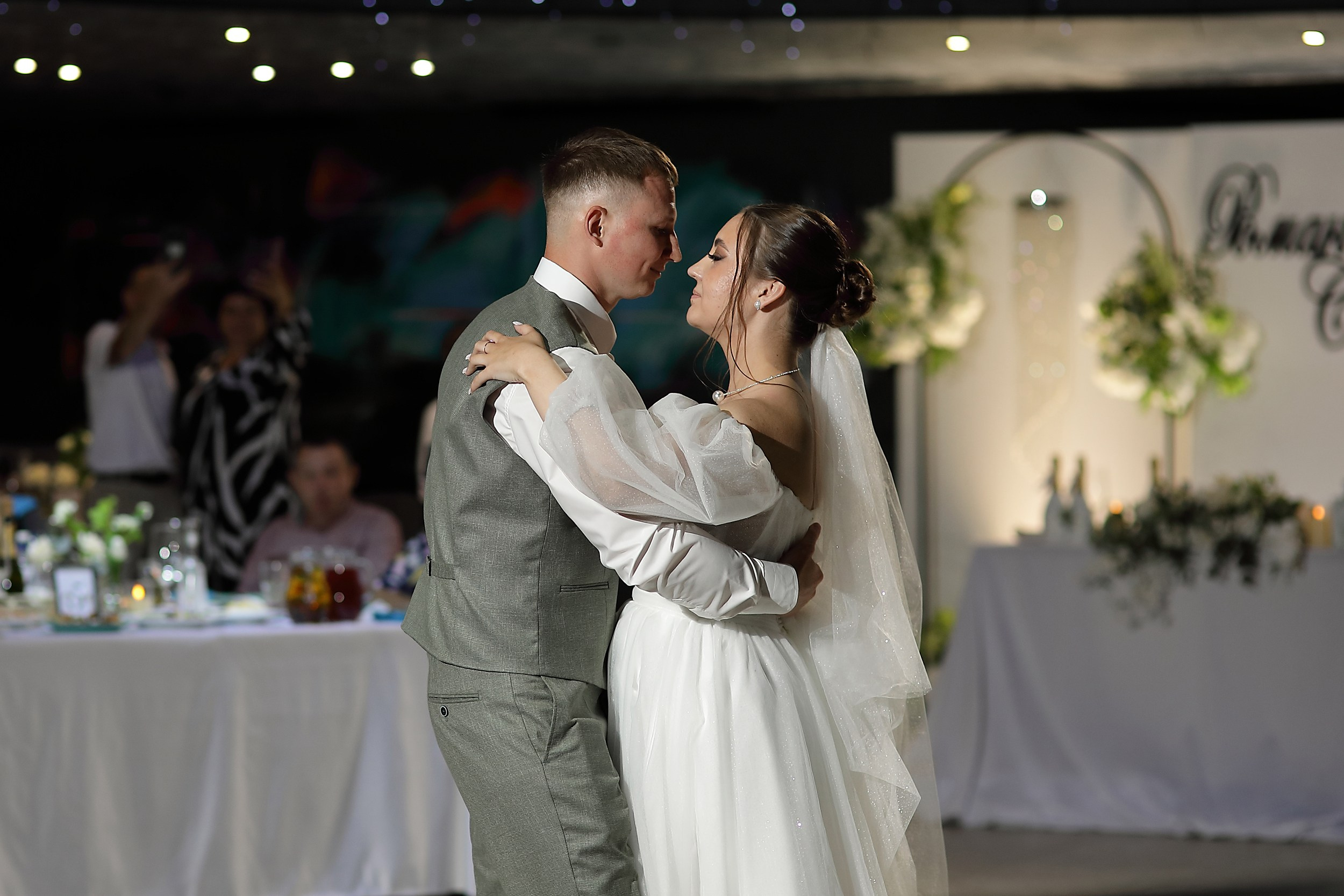 Роман и Софья. Свадебный и семейный фотограф и видеограф в Екатеринбурге Полянские Тимур и Анастасия