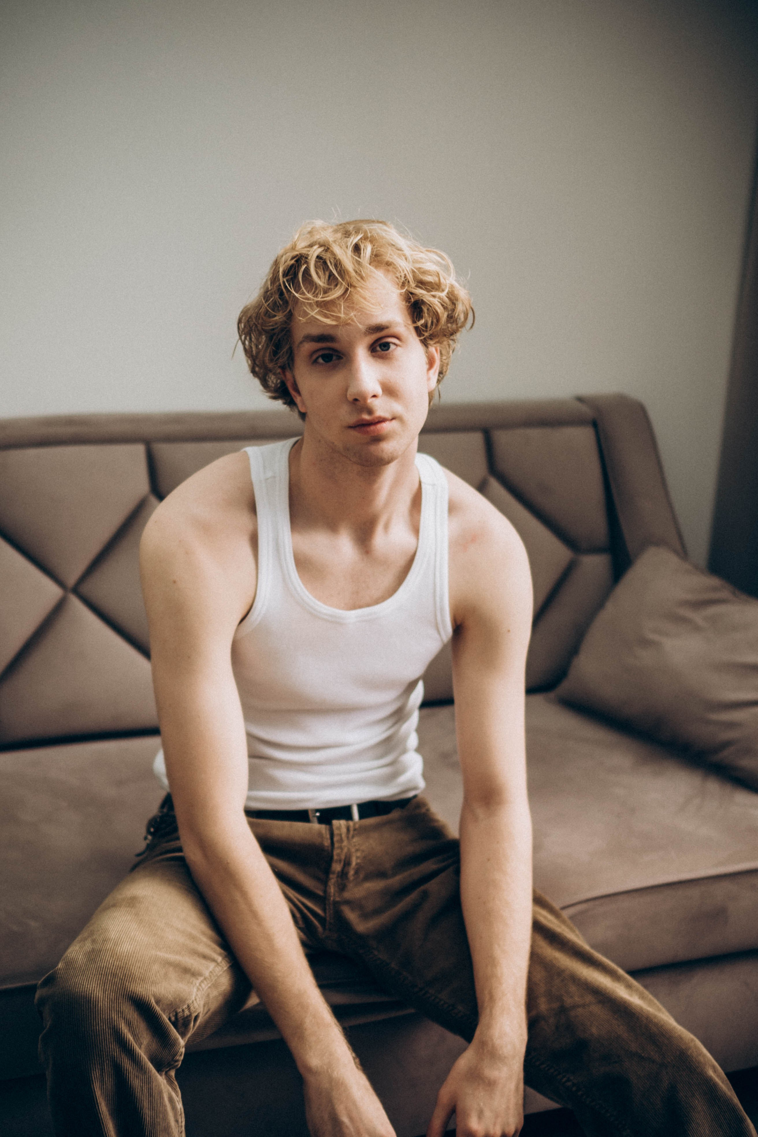 СВАДЕБНАЯ СЬЕМКА В ОТЕЛЕ. СБОРЫ ЖЕНИХА И НЕВЕСТЫ И ТАКЖЕ ТОР И ПОДГОТОВКА К ПРОГУЛКЕ. Профессиональный фотограф, Санкт-Петербург — Виктория Богомолова