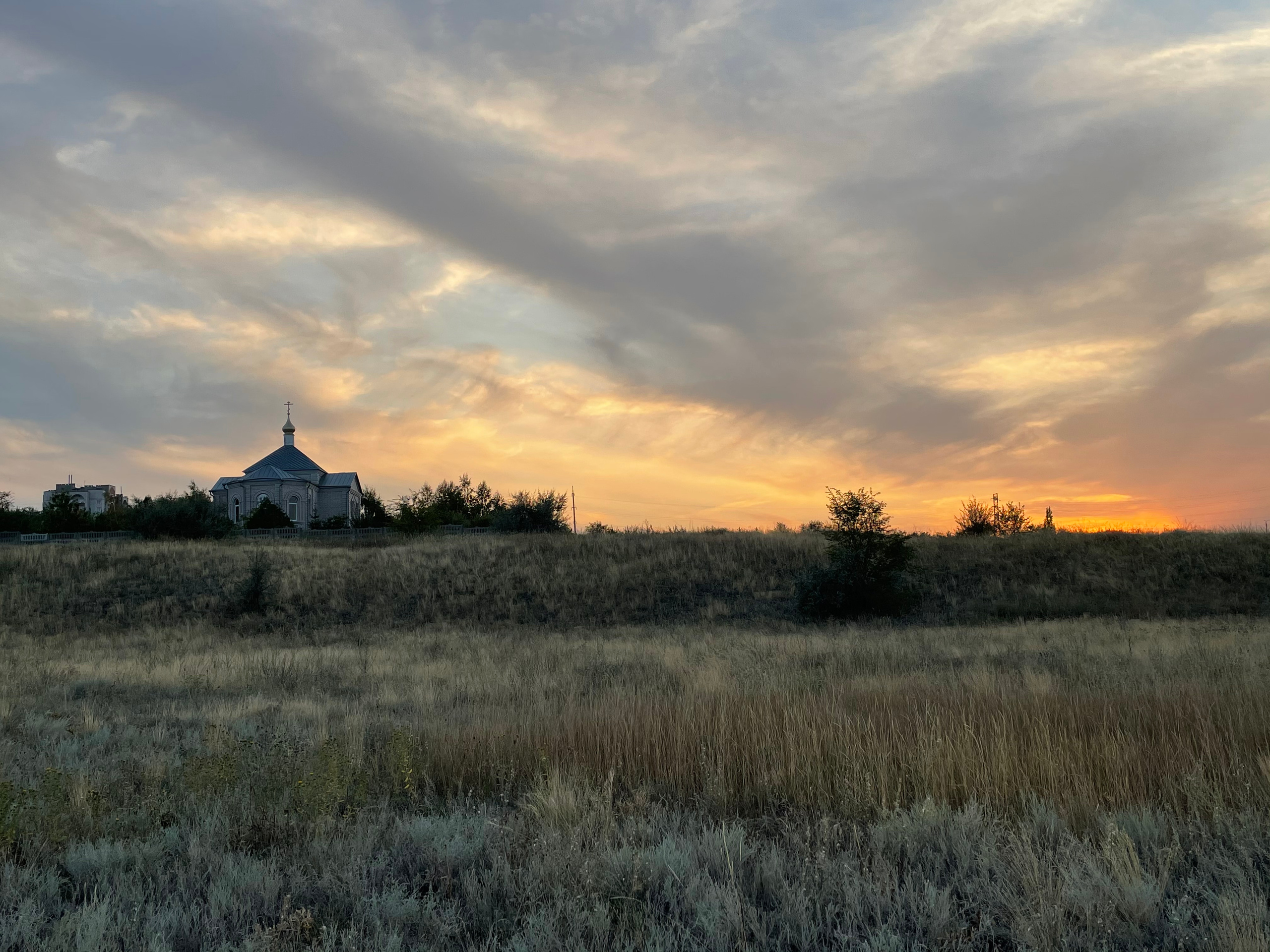 10 703 Степь, церковь. ВИЗУАЛЬНЫЕ И ЗВУКОВЫЕ РЕШЕНИЯ ДЛЯ БИЗНЕСА И СЪЁМОК ТЕЛЕТЕЛА