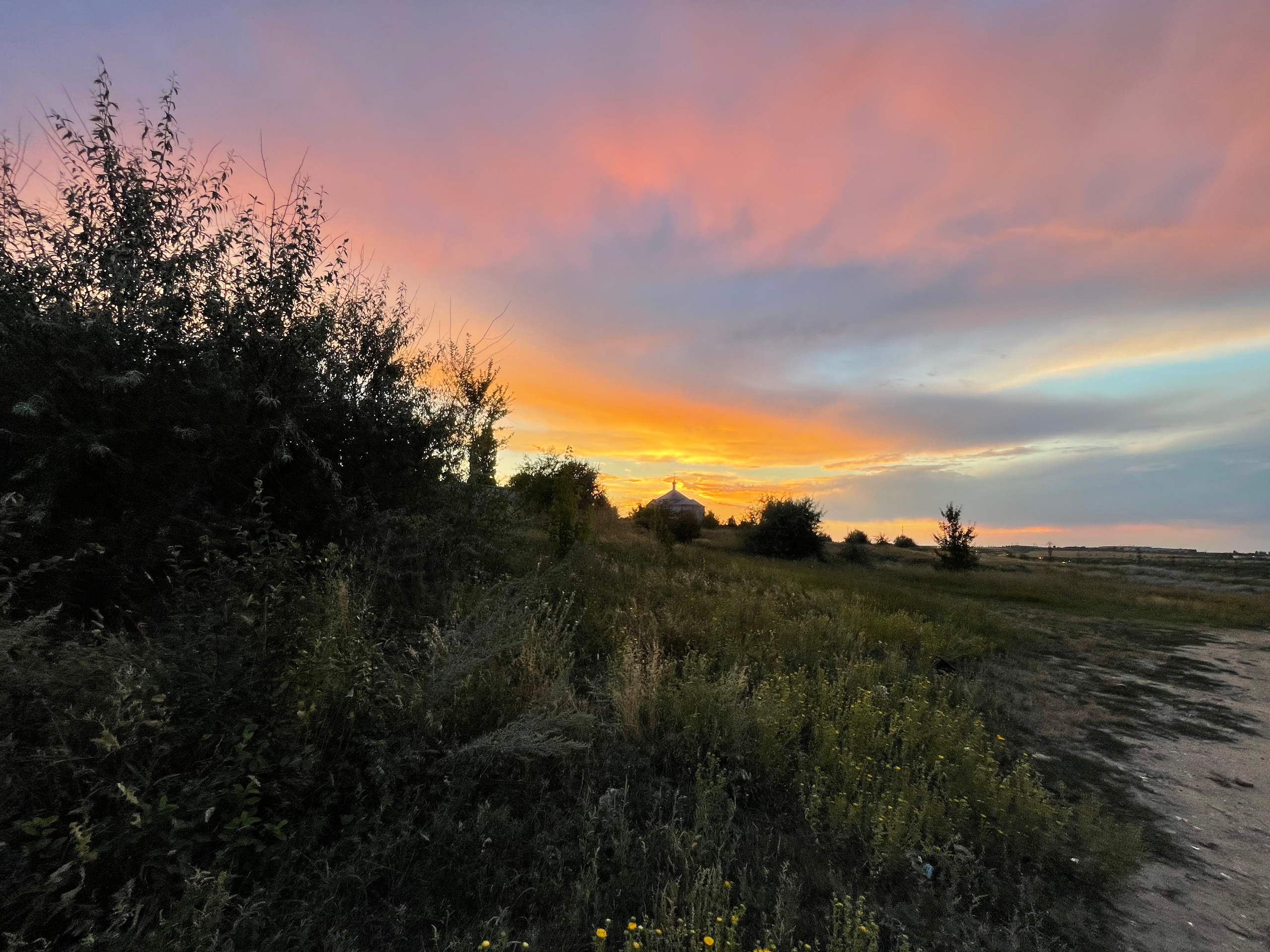 10 550 Степь. Дорога. ВИЗУАЛЬНЫЕ И ЗВУКОВЫЕ РЕШЕНИЯ ДЛЯ БИЗНЕСА И СЪЁМОК ТЕЛЕТЕЛА