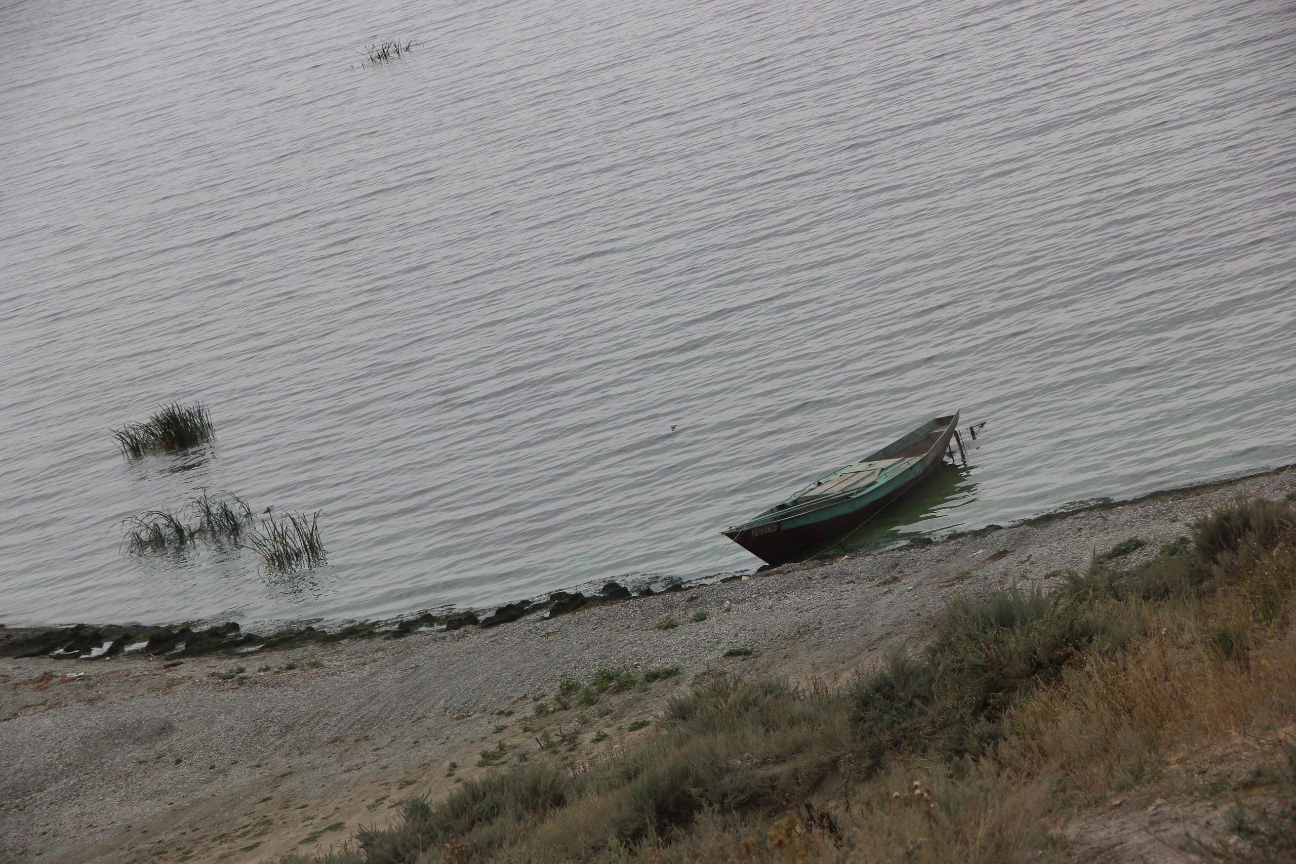 10 072 Берег, лодка. ВИЗУАЛЬНЫЕ И ЗВУКОВЫЕ РЕШЕНИЯ ДЛЯ БИЗНЕСА И СЪЁМОК ТЕЛЕТЕЛА