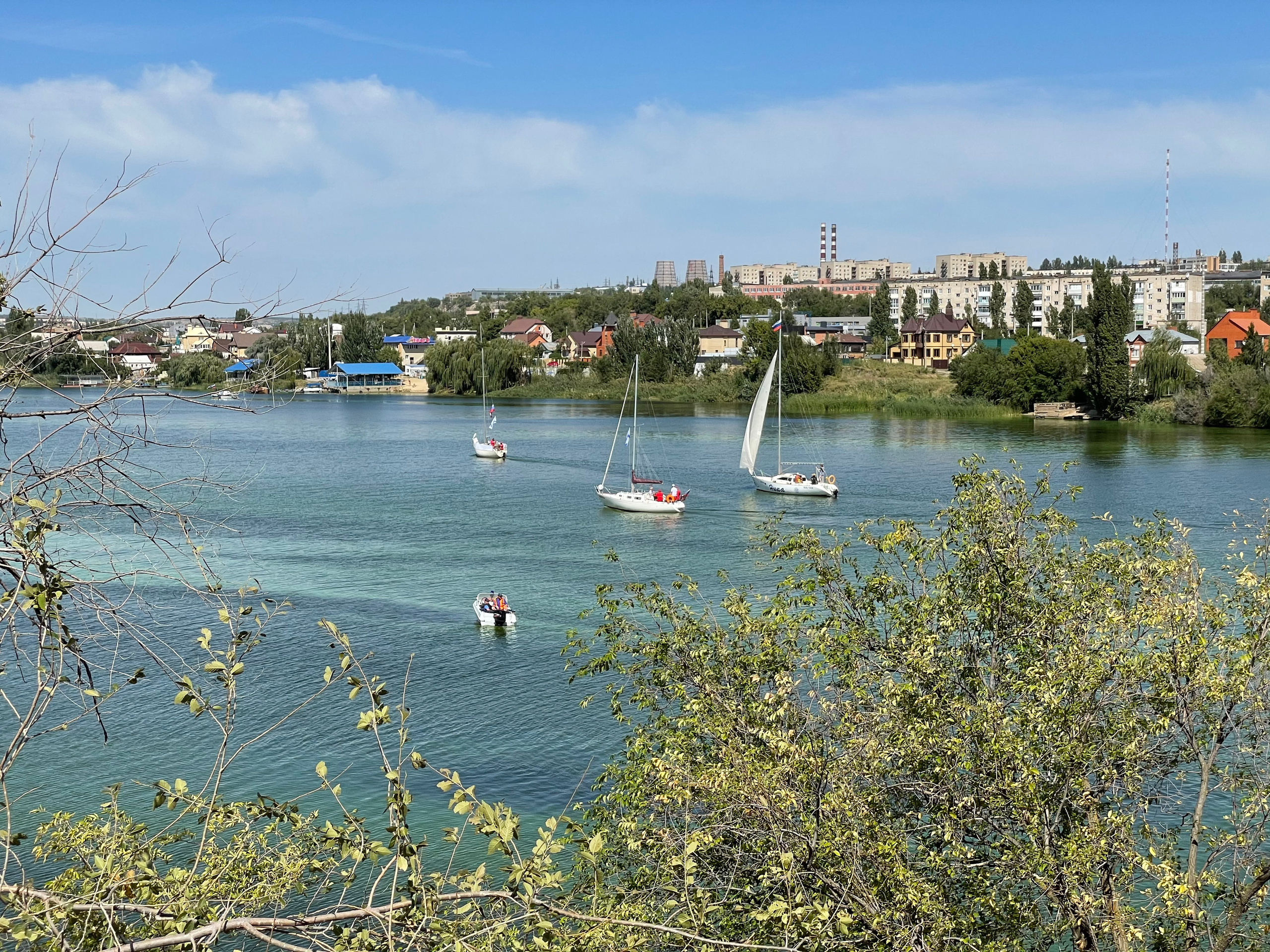10 061 Берег. ВИЗУАЛЬНЫЕ И ЗВУКОВЫЕ РЕШЕНИЯ ДЛЯ БИЗНЕСА И СЪЁМОК ТЕЛЕТЕЛА