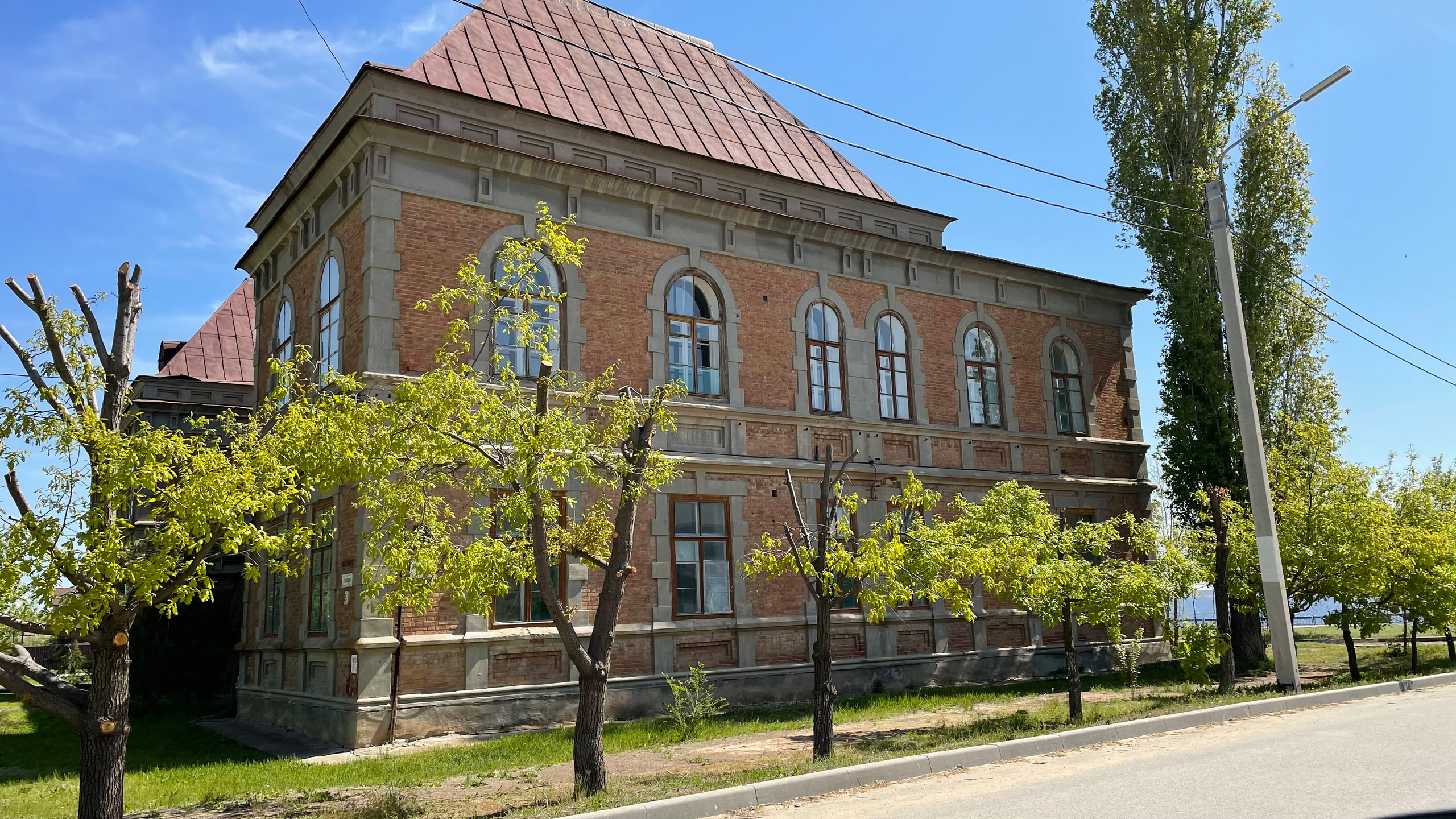 20 023 Здание. ВИЗУАЛЬНЫЕ И ЗВУКОВЫЕ РЕШЕНИЯ ДЛЯ БИЗНЕСА И СЪЁМОК ТЕЛЕТЕЛА