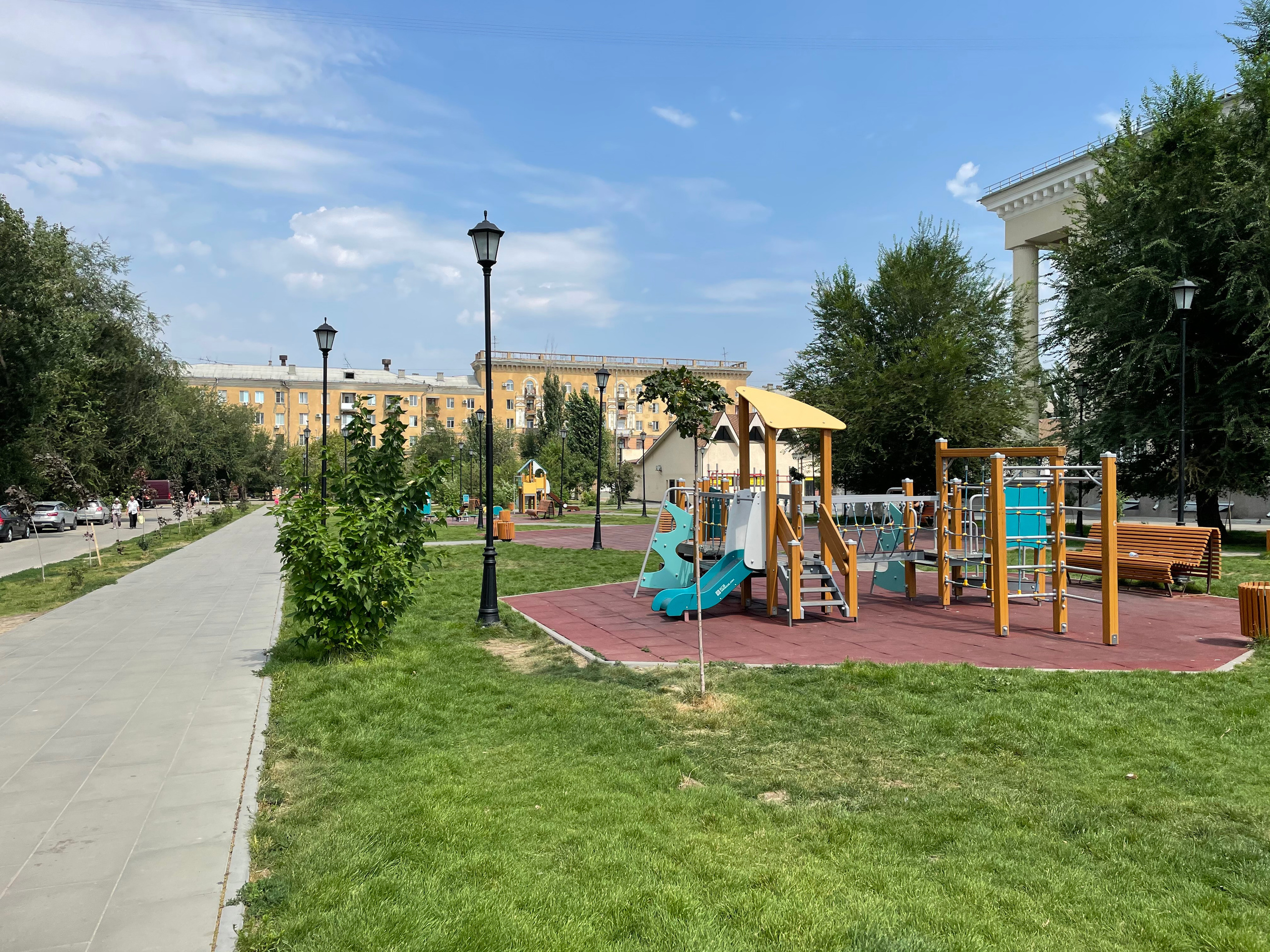 22 005 Сквер. ВИЗУАЛЬНЫЕ И ЗВУКОВЫЕ РЕШЕНИЯ ДЛЯ БИЗНЕСА И СЪЁМОК ТЕЛЕТЕЛА