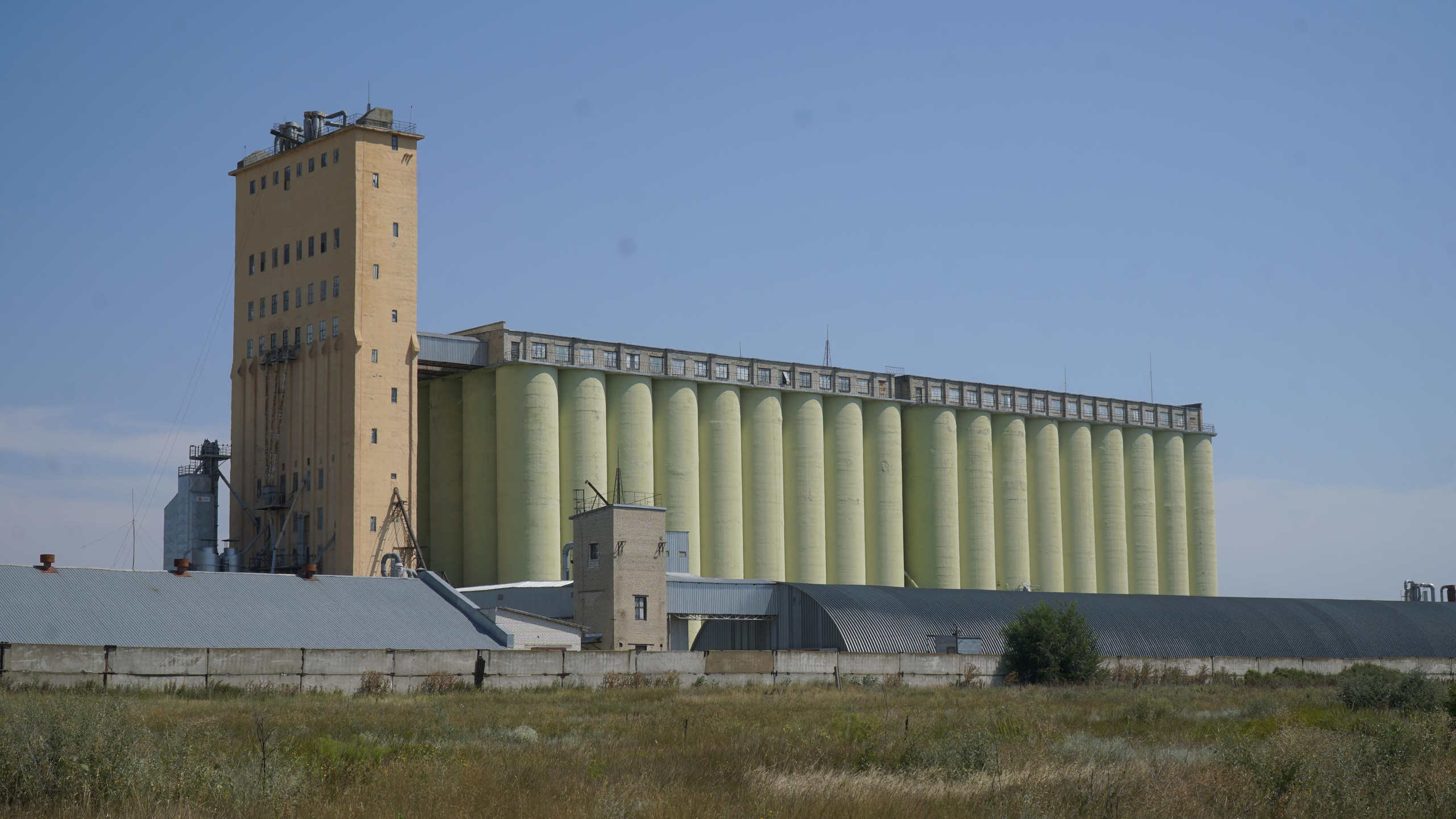 60 051 Картина. ВИЗУАЛЬНЫЕ И ЗВУКОВЫЕ РЕШЕНИЯ ДЛЯ БИЗНЕСА И СЪЁМОК ТЕЛЕТЕЛА