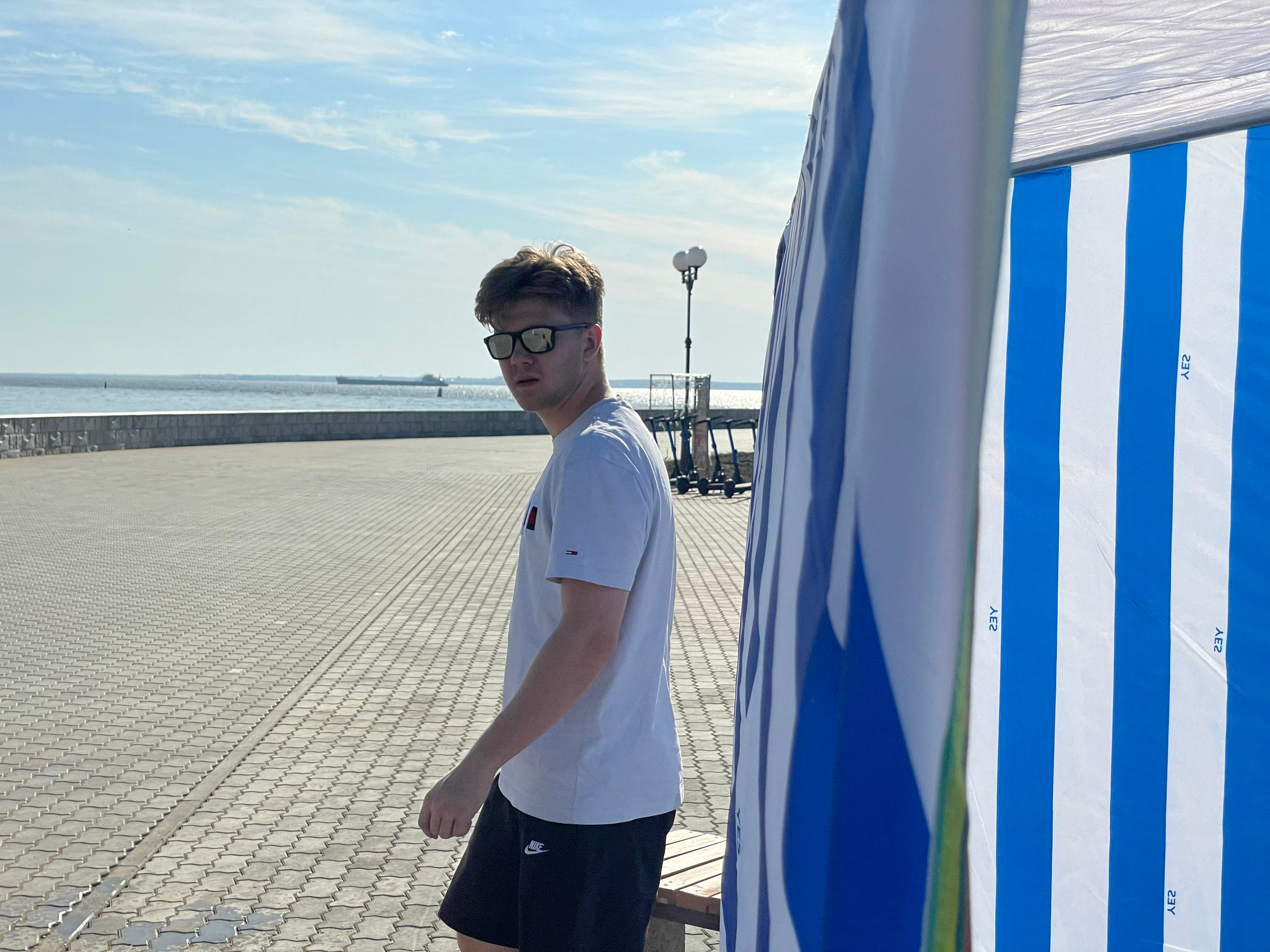 21 319 Набережная, палатка. ВИЗУАЛЬНЫЕ И ЗВУКОВЫЕ РЕШЕНИЯ ДЛЯ БИЗНЕСА И СЪЁМОК ТЕЛЕТЕЛА