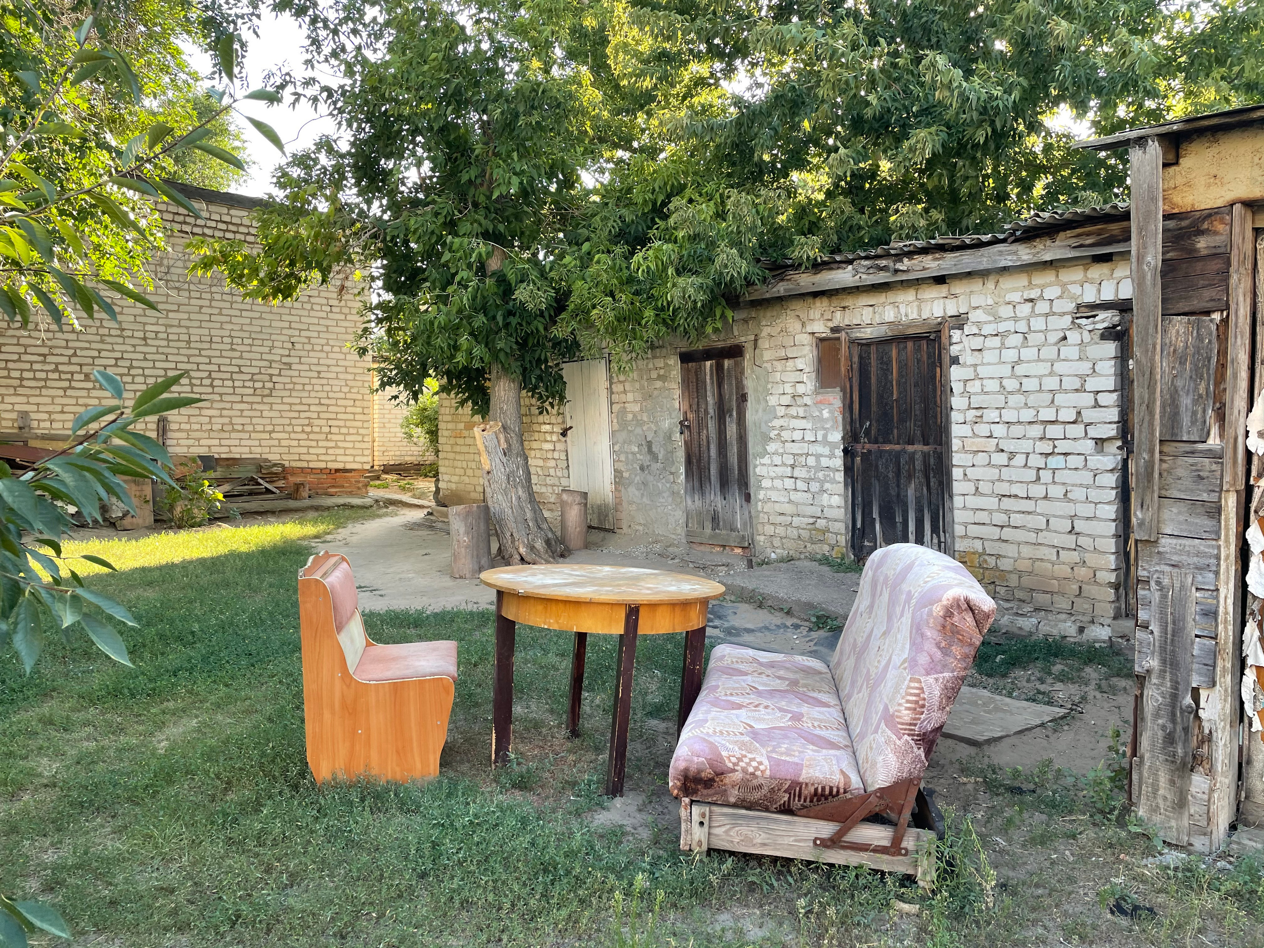 20 031 Старый двор. ВИЗУАЛЬНЫЕ И ЗВУКОВЫЕ РЕШЕНИЯ ДЛЯ БИЗНЕСА И СЪЁМОК ТЕЛЕТЕЛА