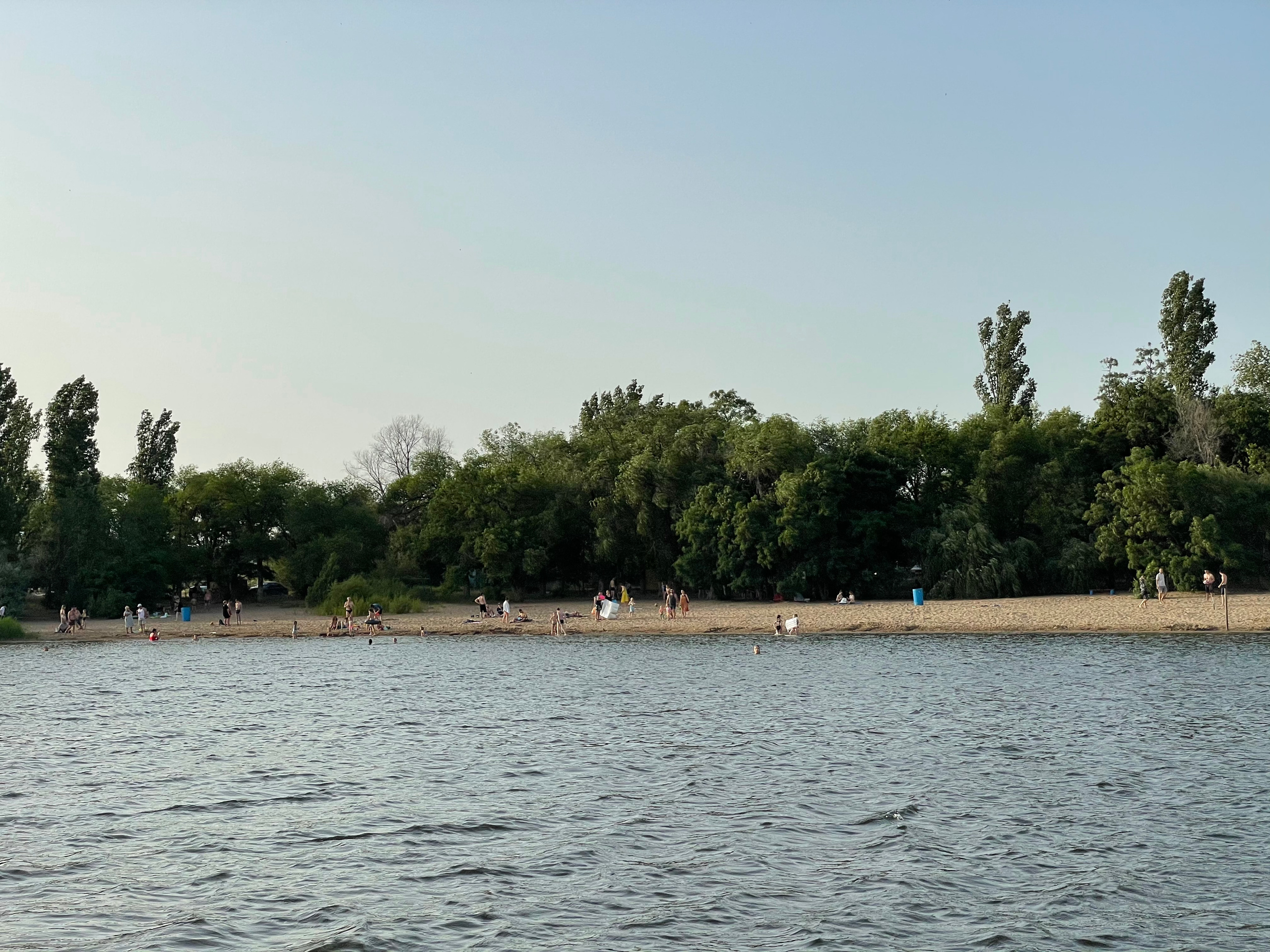 10 251 Пляж. ВИЗУАЛЬНЫЕ И ЗВУКОВЫЕ РЕШЕНИЯ ДЛЯ БИЗНЕСА И СЪЁМОК ТЕЛЕТЕЛА