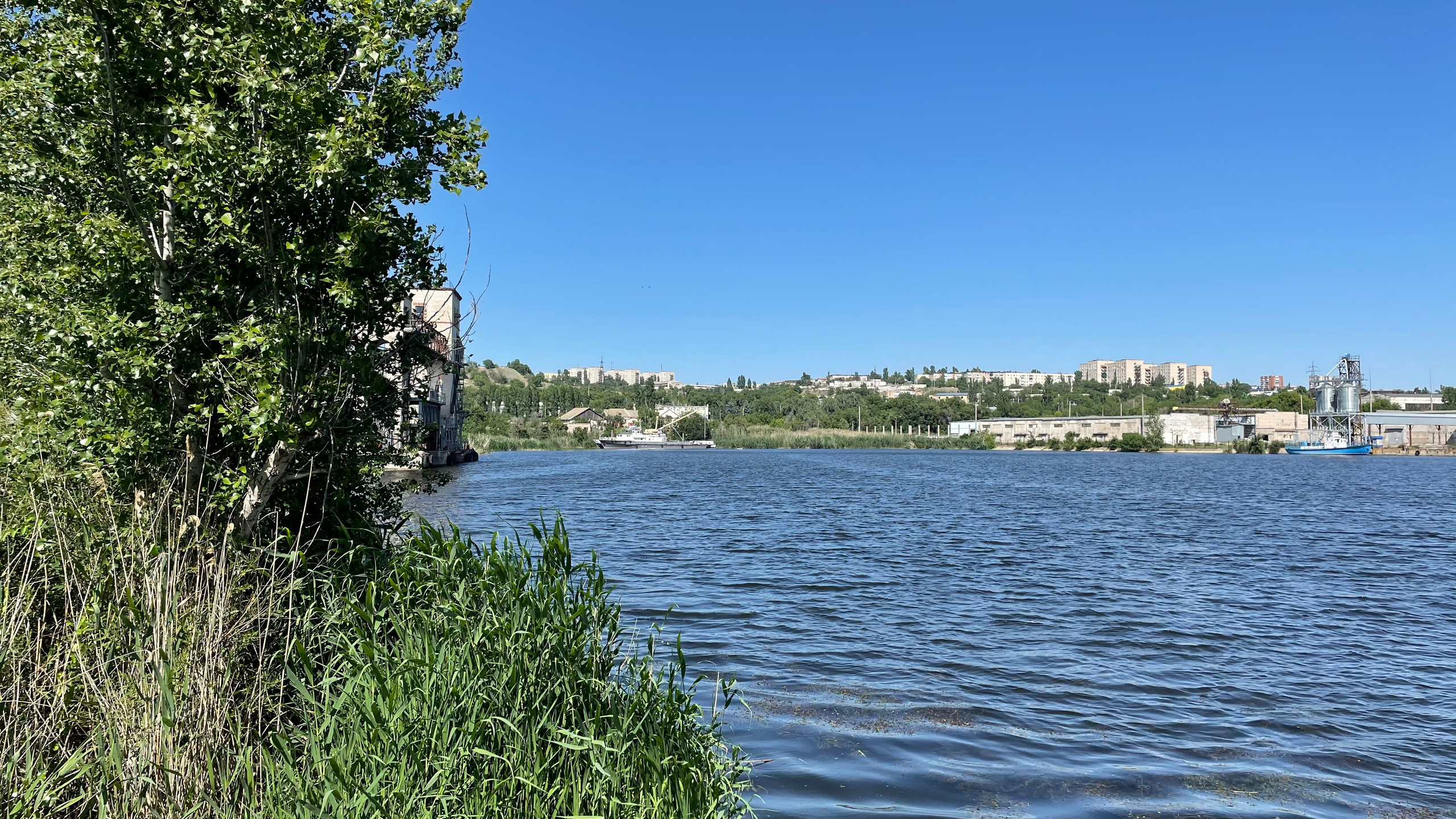 10 046 Берег. ВИЗУАЛЬНЫЕ И ЗВУКОВЫЕ РЕШЕНИЯ ДЛЯ БИЗНЕСА И СЪЁМОК ТЕЛЕТЕЛА