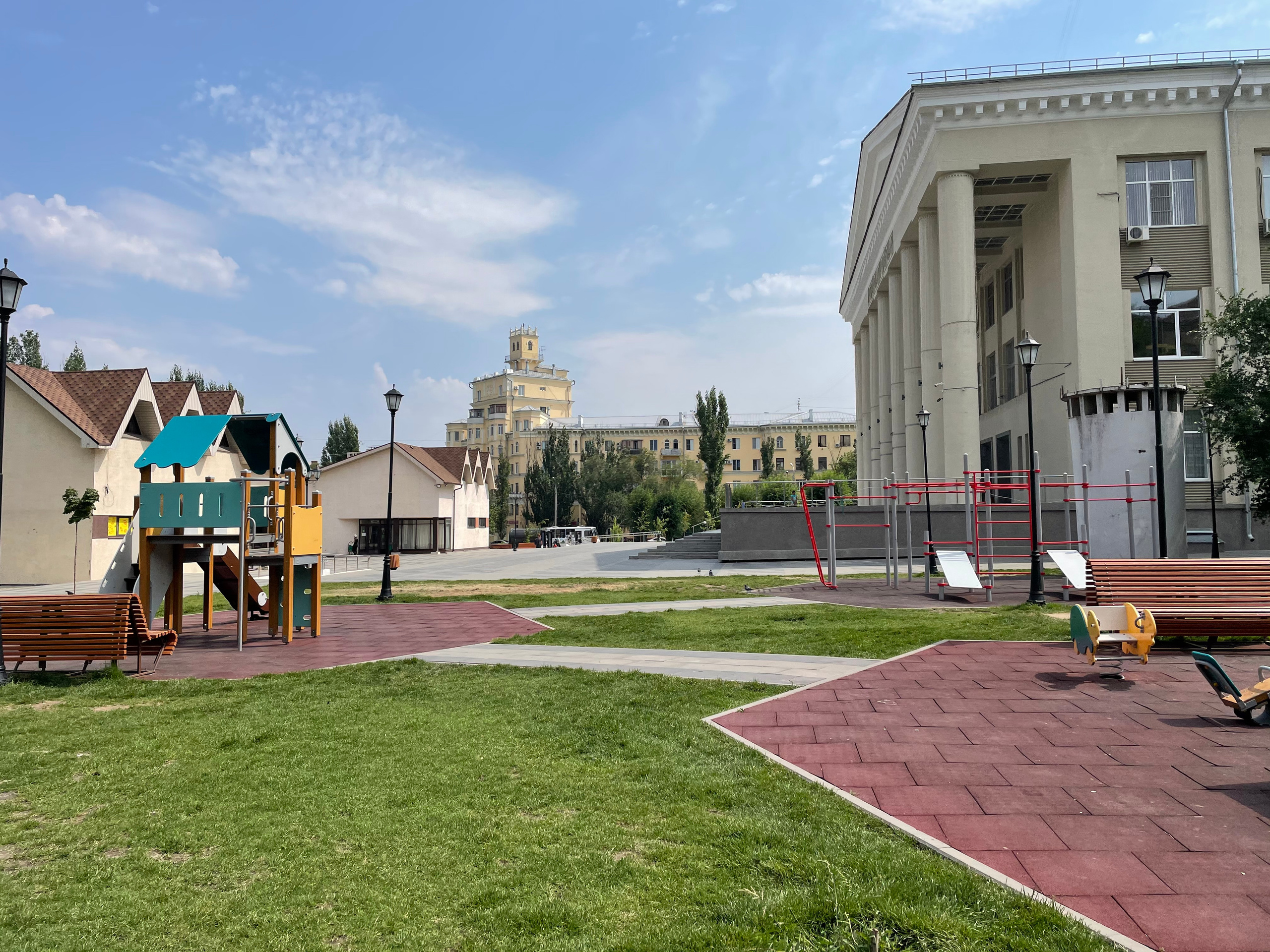 22 005 Сквер. ВИЗУАЛЬНЫЕ И ЗВУКОВЫЕ РЕШЕНИЯ ДЛЯ БИЗНЕСА И СЪЁМОК ТЕЛЕТЕЛА