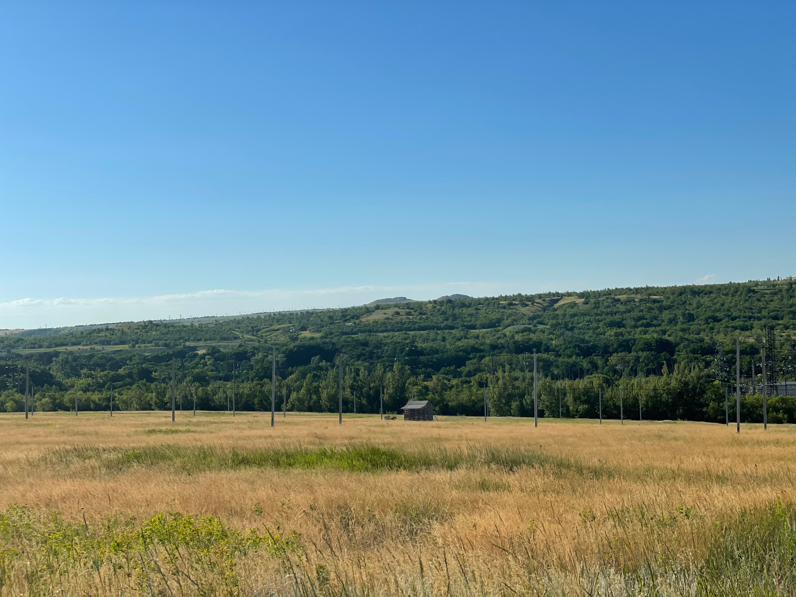 10 570 Степь. Хижина. ВИЗУАЛЬНЫЕ И ЗВУКОВЫЕ РЕШЕНИЯ ДЛЯ БИЗНЕСА И СЪЁМОК ТЕЛЕТЕЛА