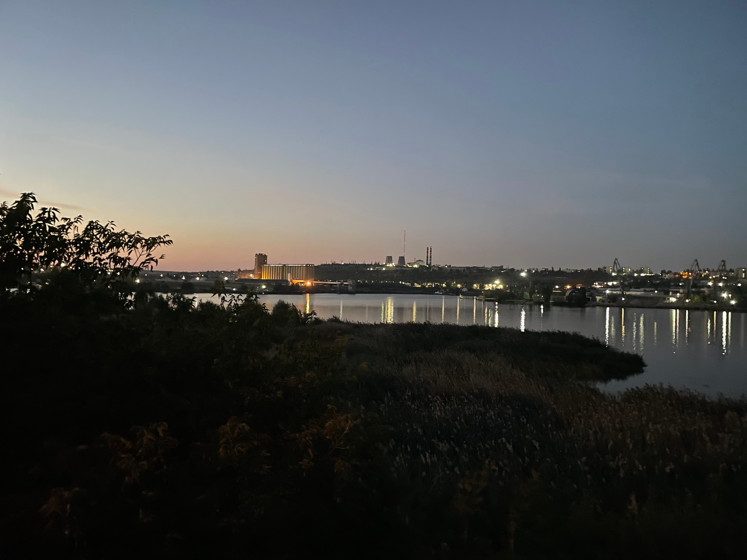 10 060 Берег. ВИЗУАЛЬНЫЕ И ЗВУКОВЫЕ РЕШЕНИЯ ДЛЯ БИЗНЕСА И СЪЁМОК ТЕЛЕТЕЛА