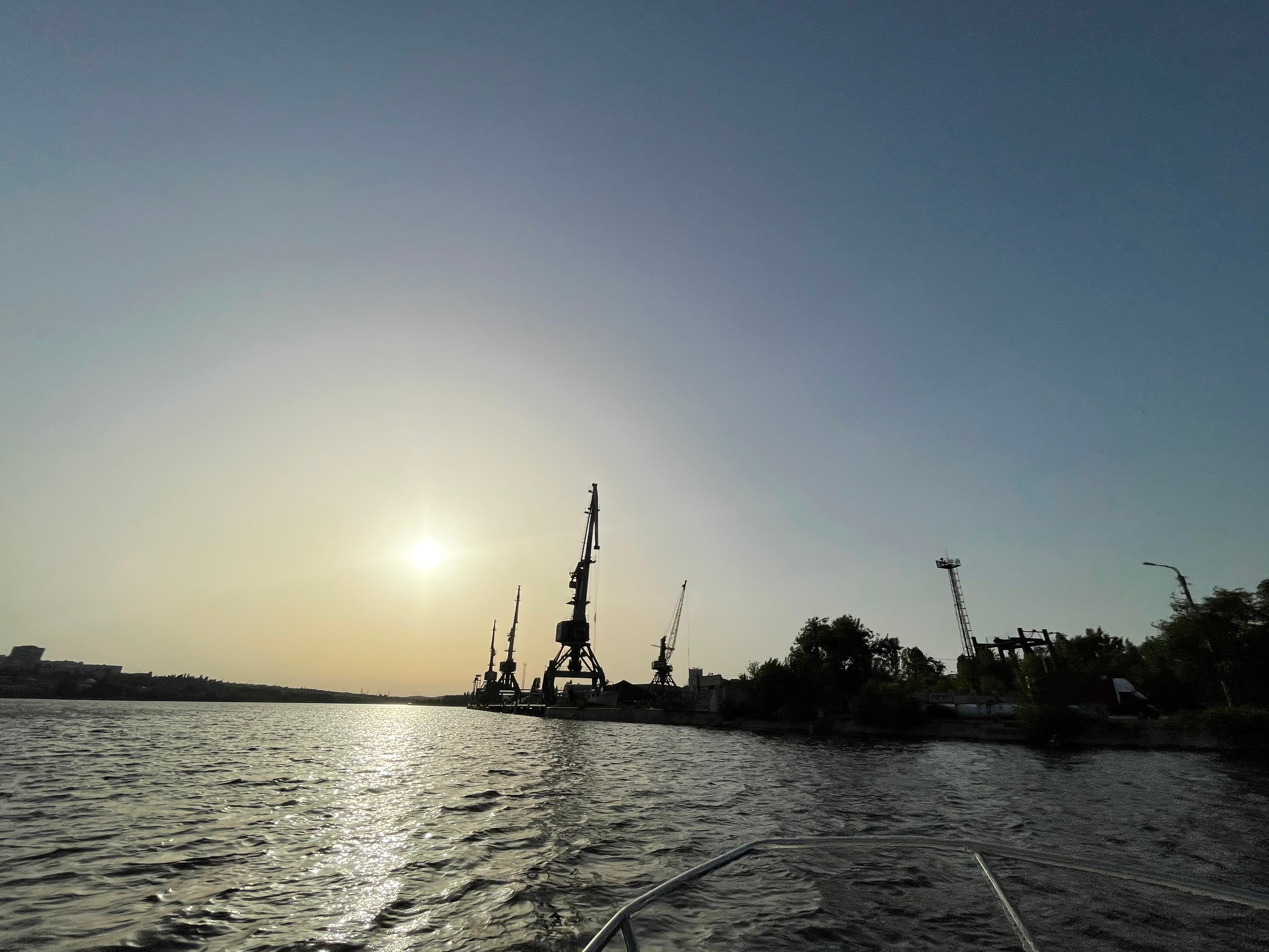 100 100 Картина. ВИЗУАЛЬНЫЕ И ЗВУКОВЫЕ РЕШЕНИЯ ДЛЯ БИЗНЕСА И СЪЁМОК ТЕЛЕТЕЛА